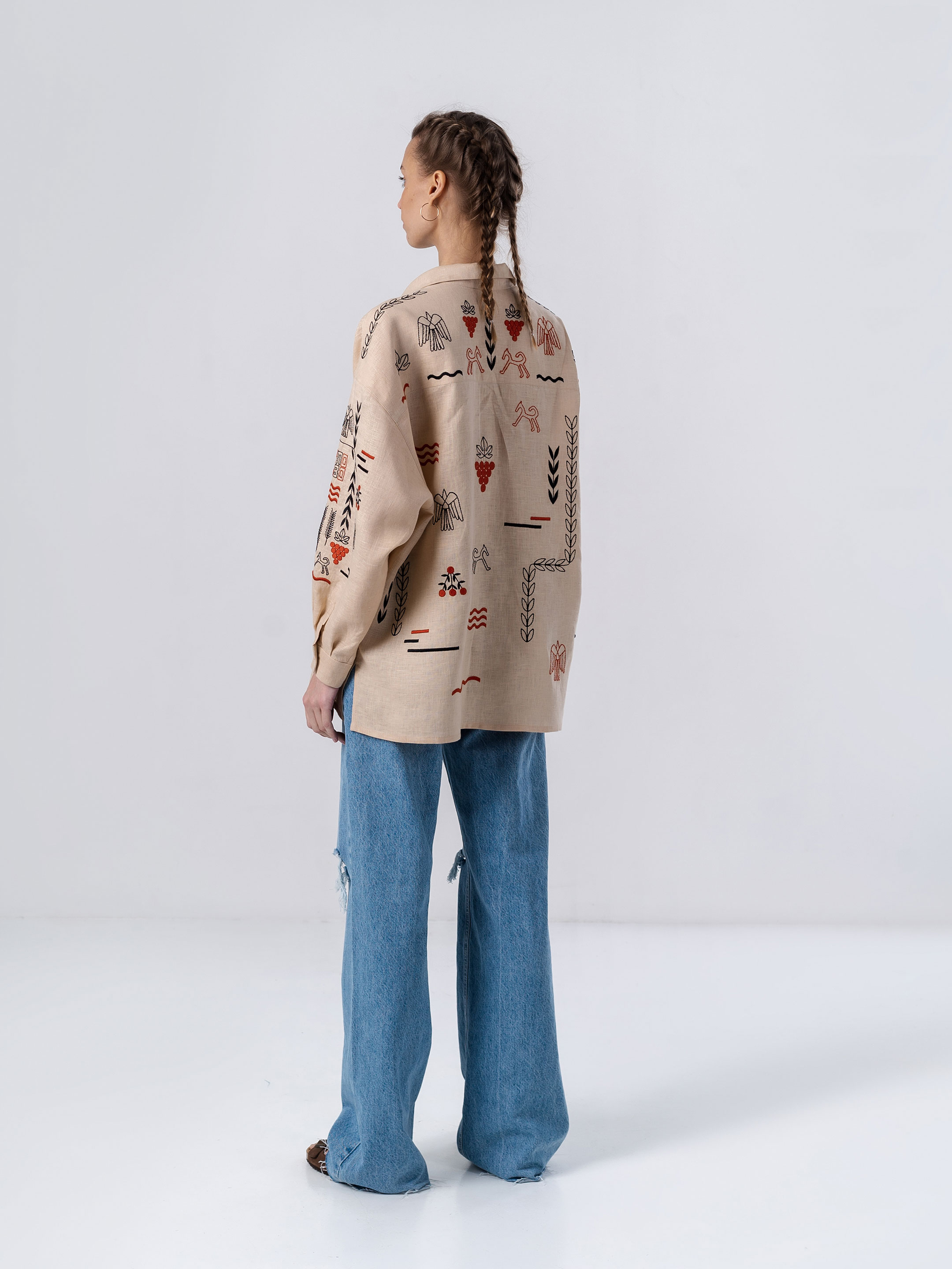 Beige linen embroidered shirt SLOVO photo
