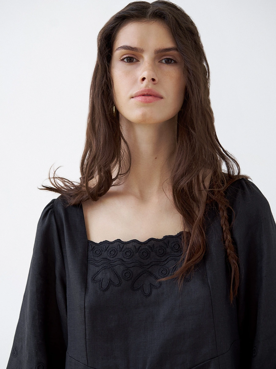 Beige linen dress with embroidery Nizhnist — Black