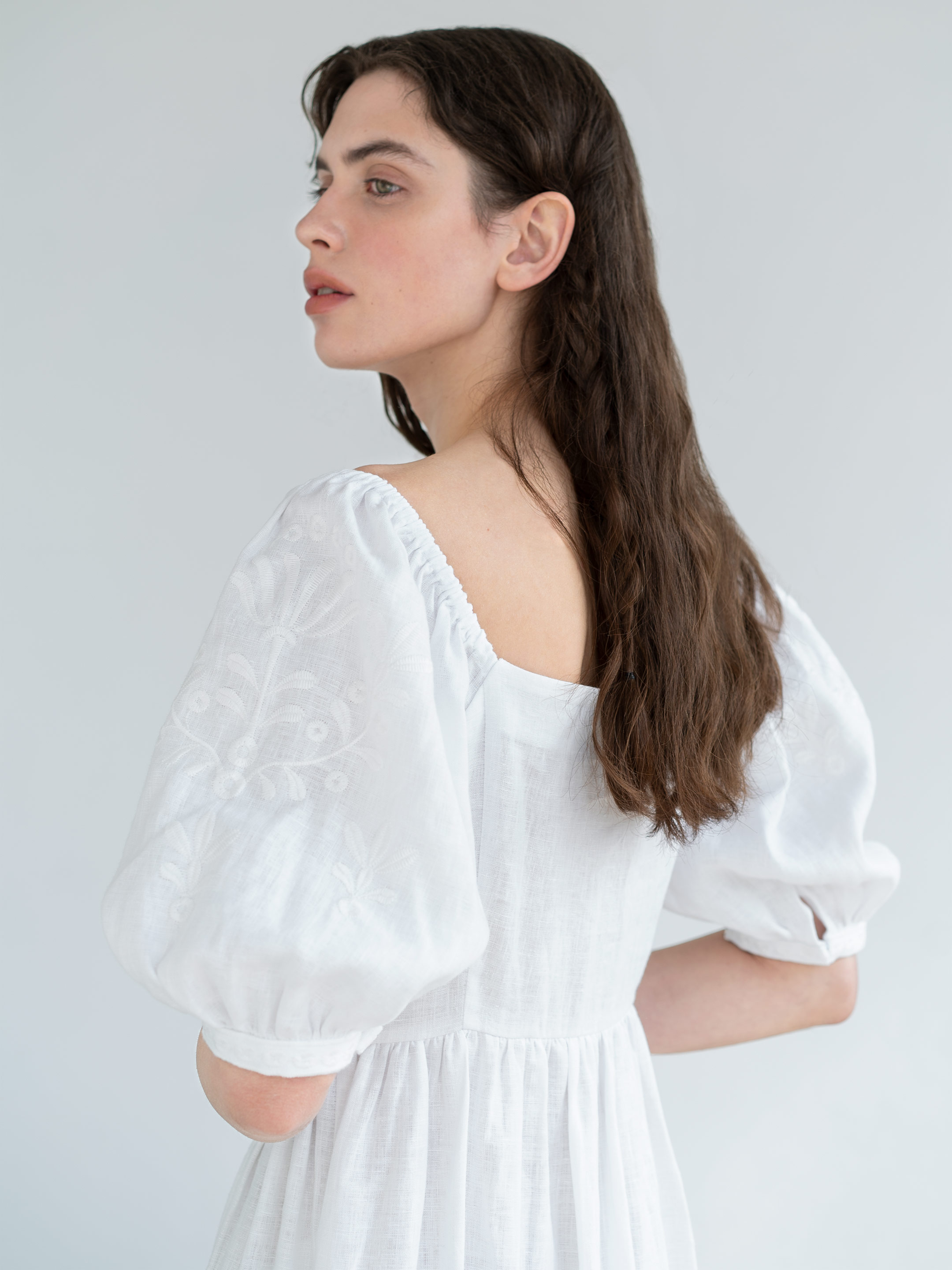 White linen dress with with embroidery in tone Magnolia cheap