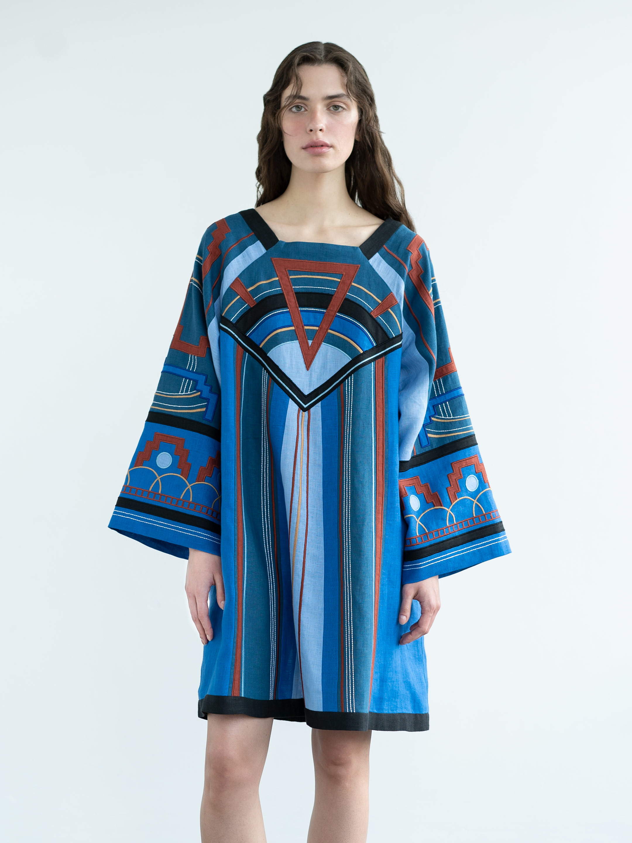 Linen dress with applique and embroidery Ekster Buy