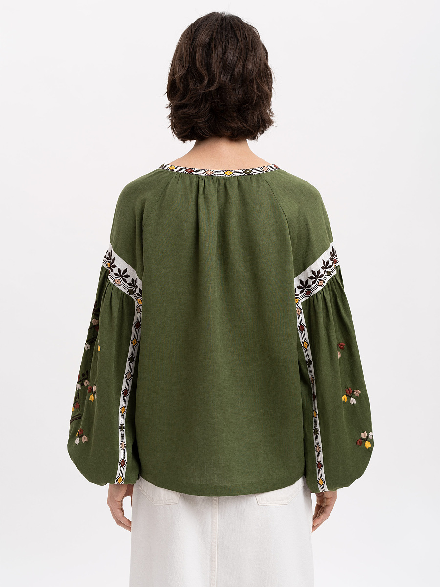 Embroidered shirt with floral ornaments Kashtan [0]