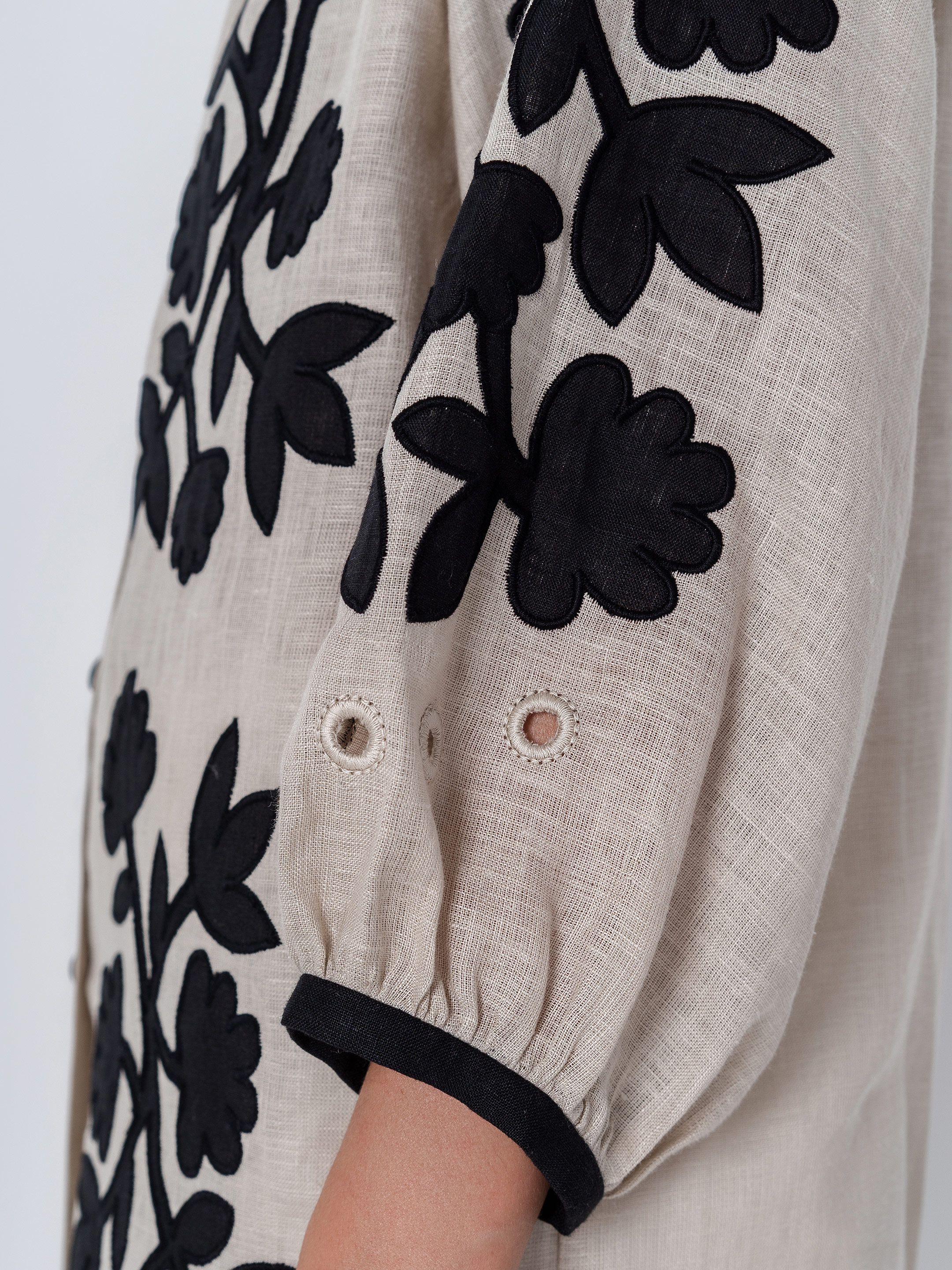 Linen blouse with applique Zagadka Black choose