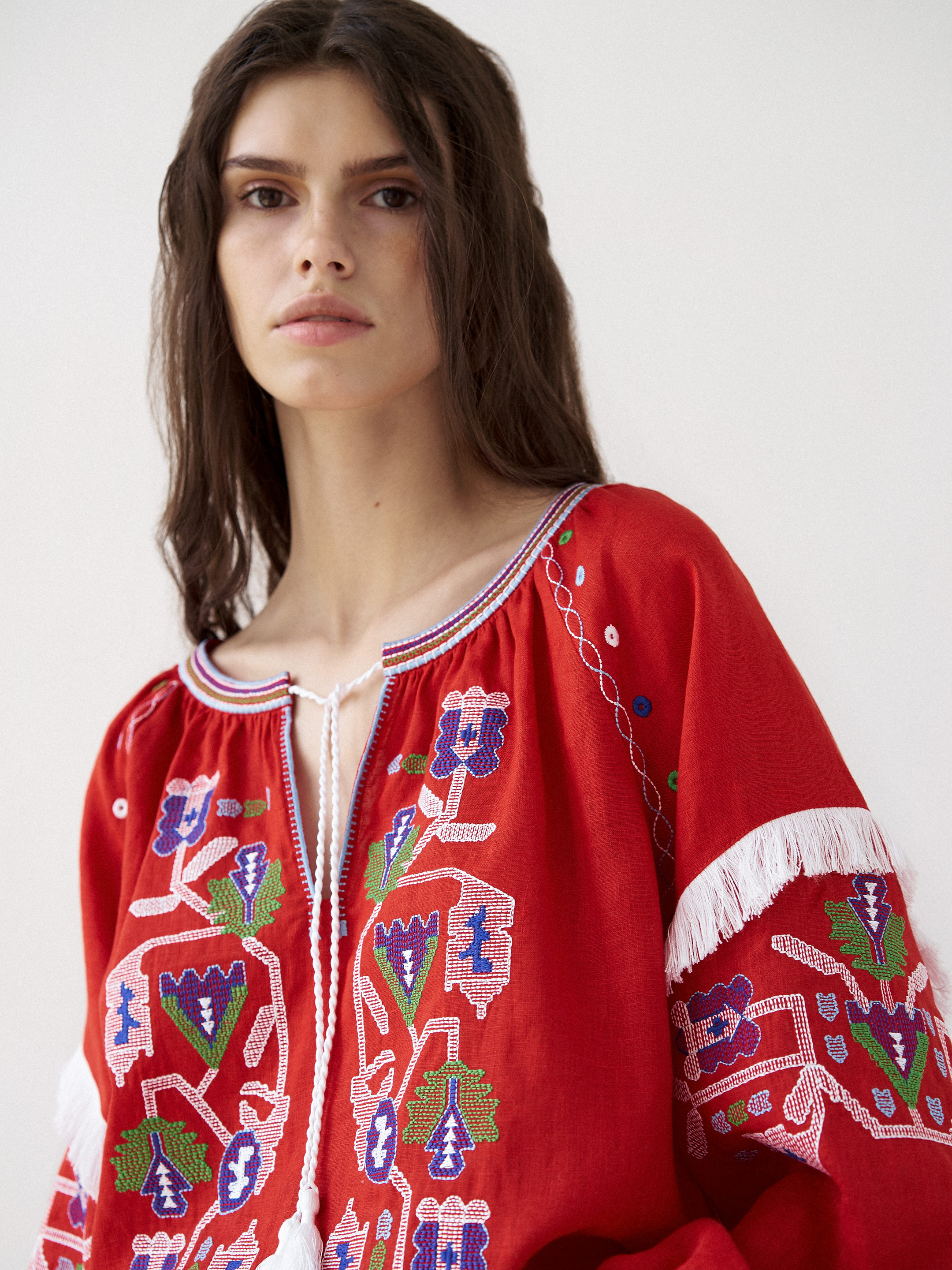 Linen shirt with floral embroidery Oksamyt Buy