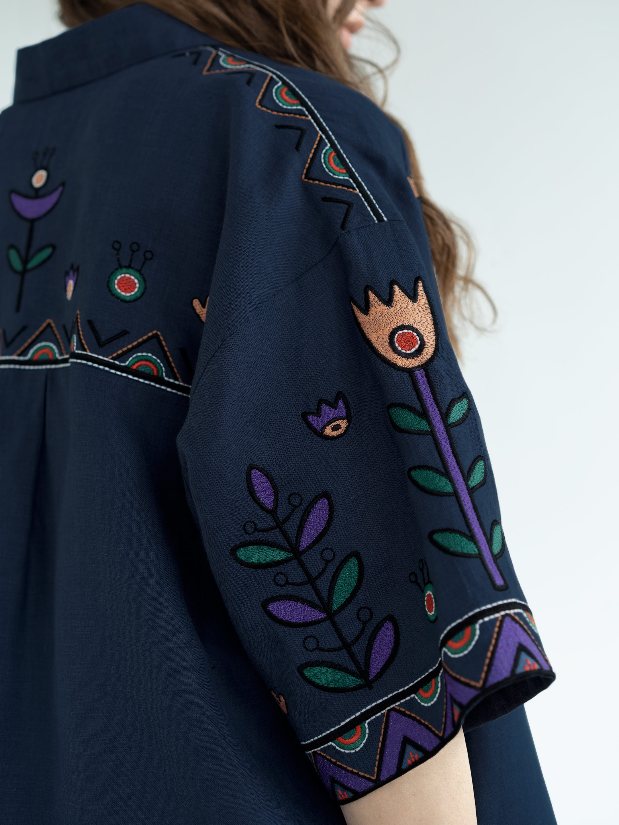Linen shirt with embroidery Gushul Shirt ціна