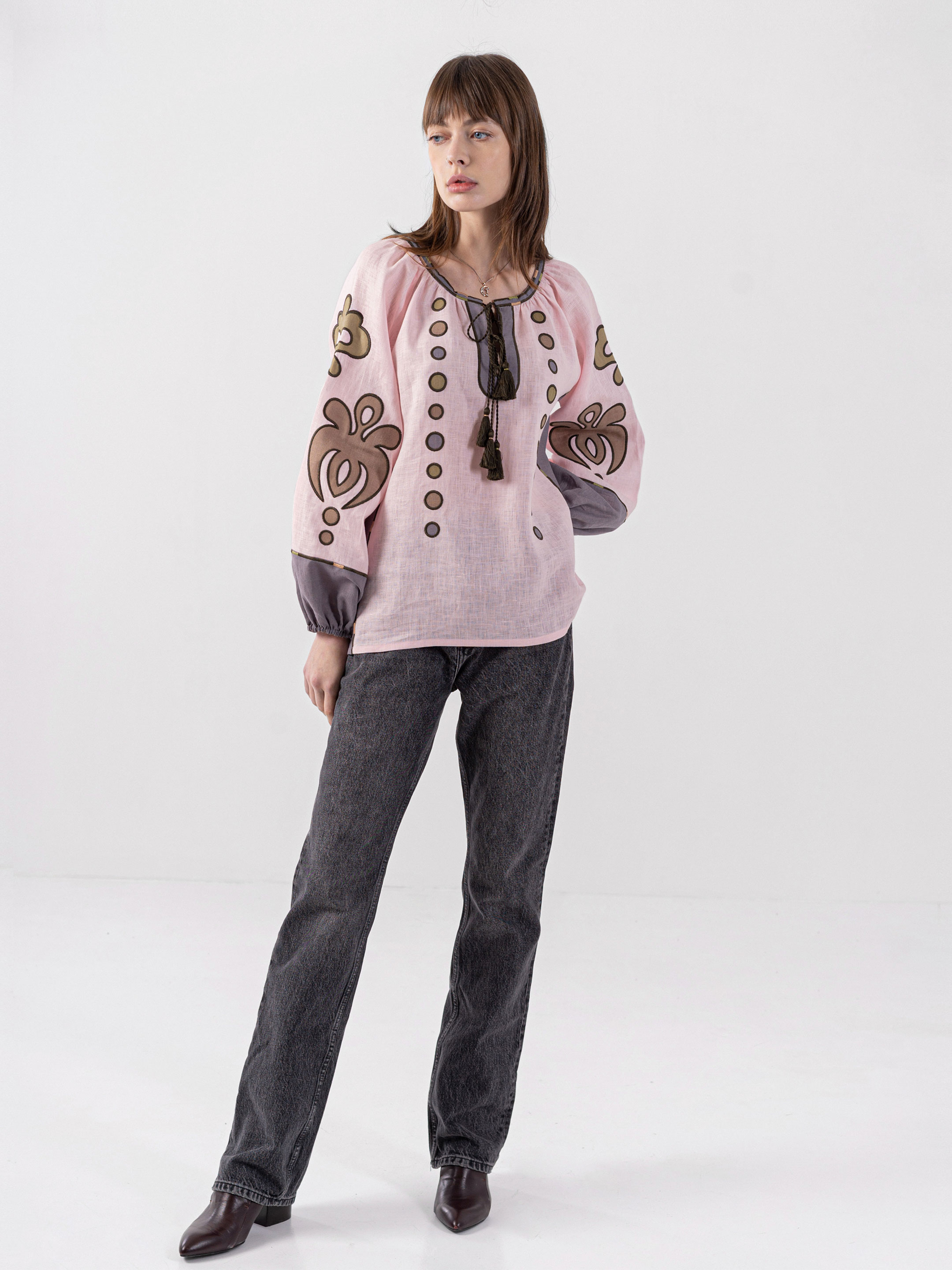Pale pink linen blouse with applique Meduza in Ukraine