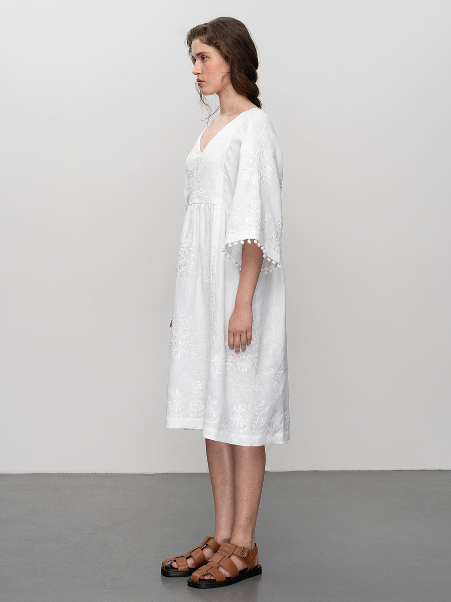 White easy linen dress with floral embroidery Virgin [0]