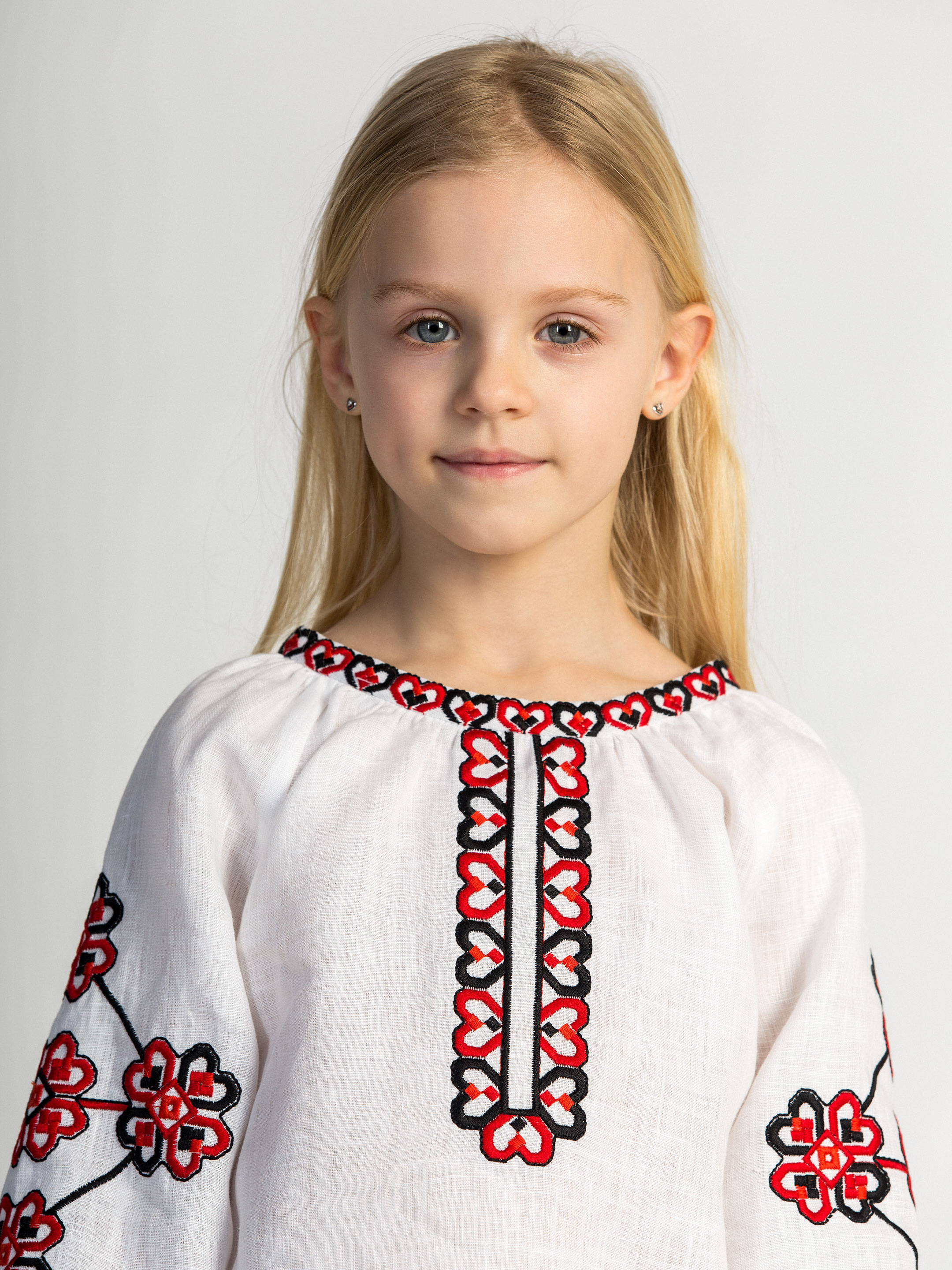Embroidered shirt for girls Red Heart in Ukraine