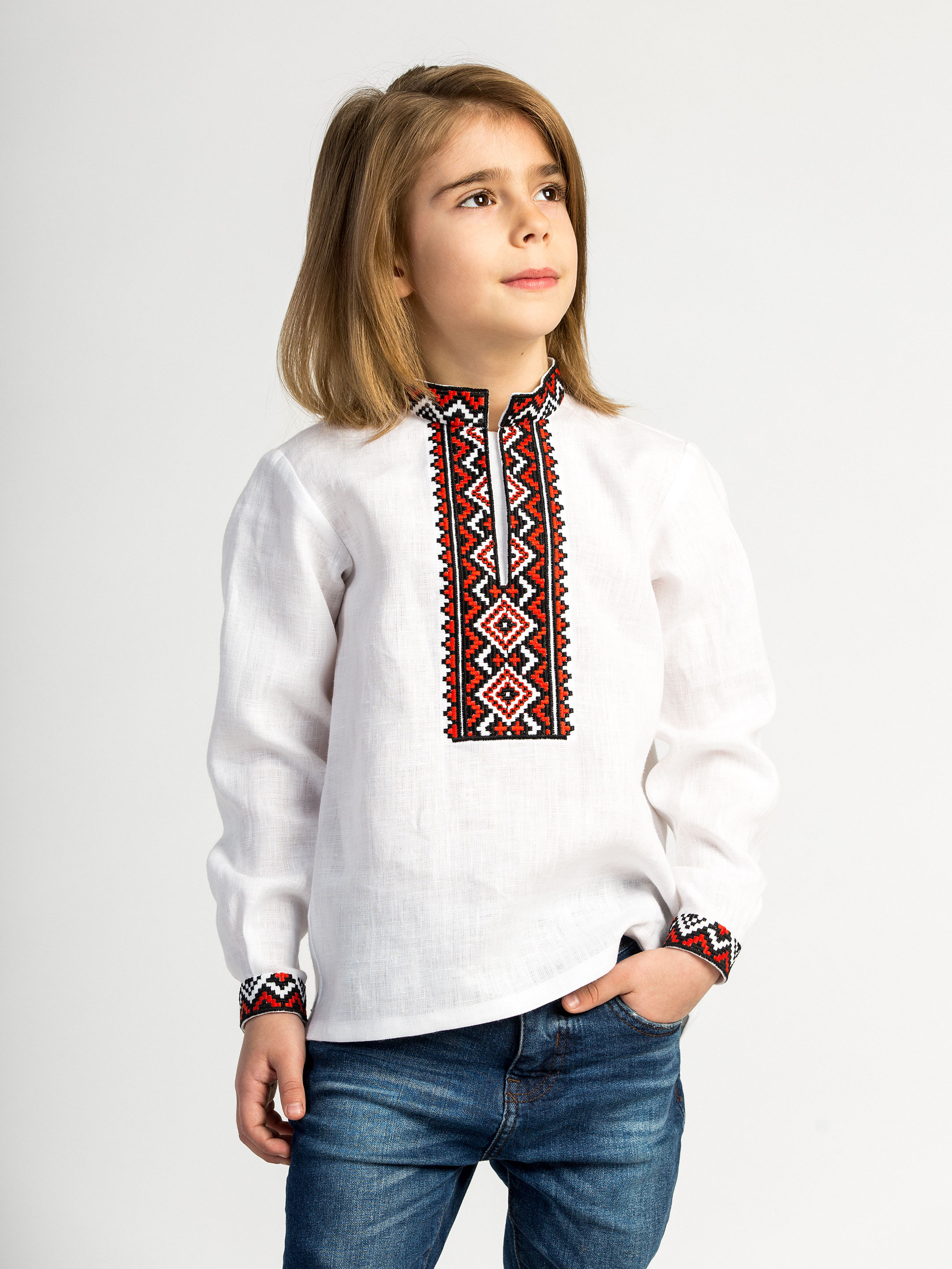 Boy`s embroidered shirt STAR red Buy