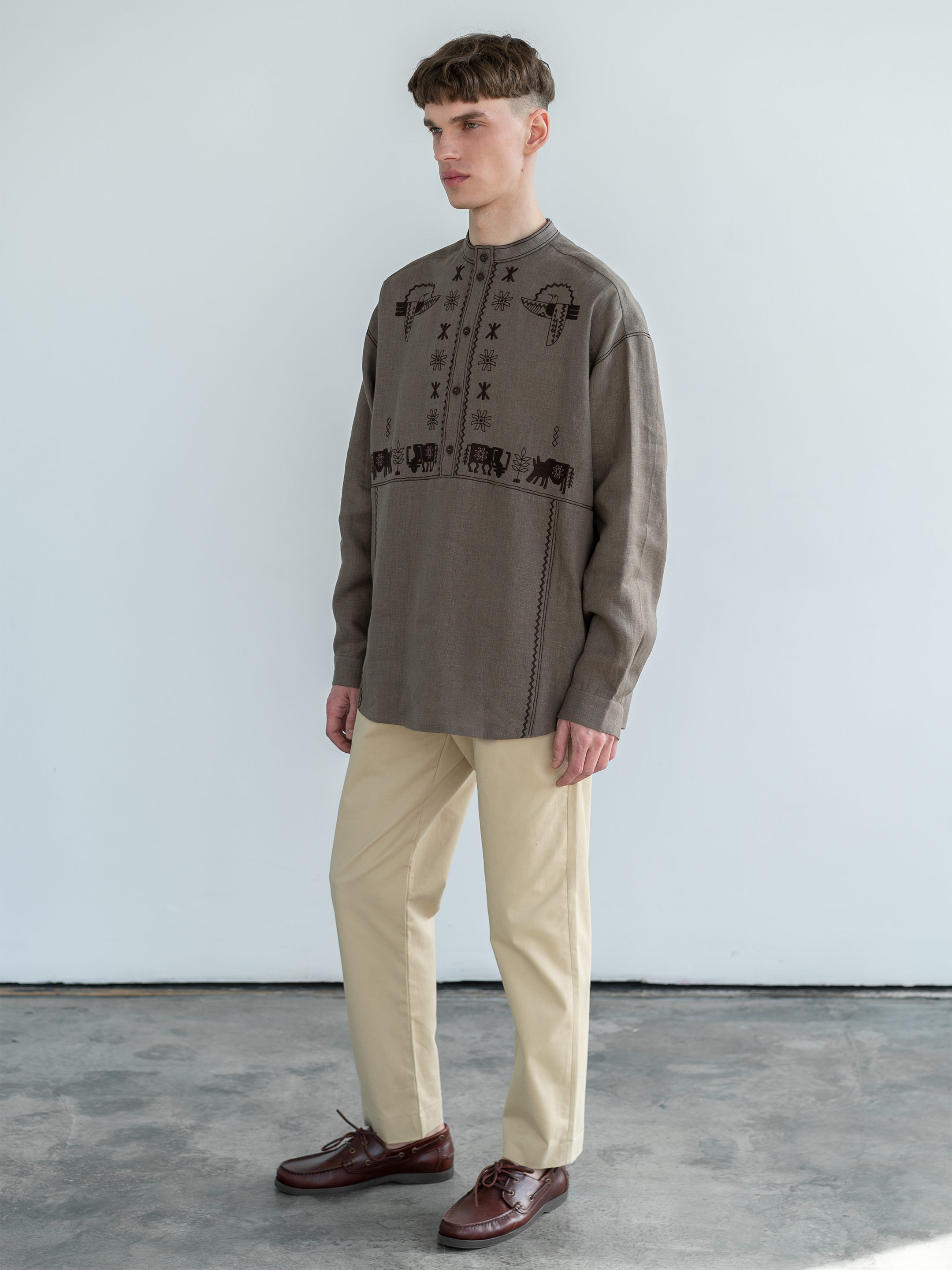 Men's linen shirt with embroidery Adam Brown photo