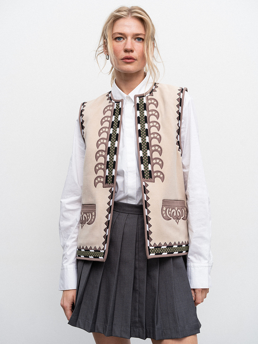 Vest with embroidery and appliqué Folk [0]
