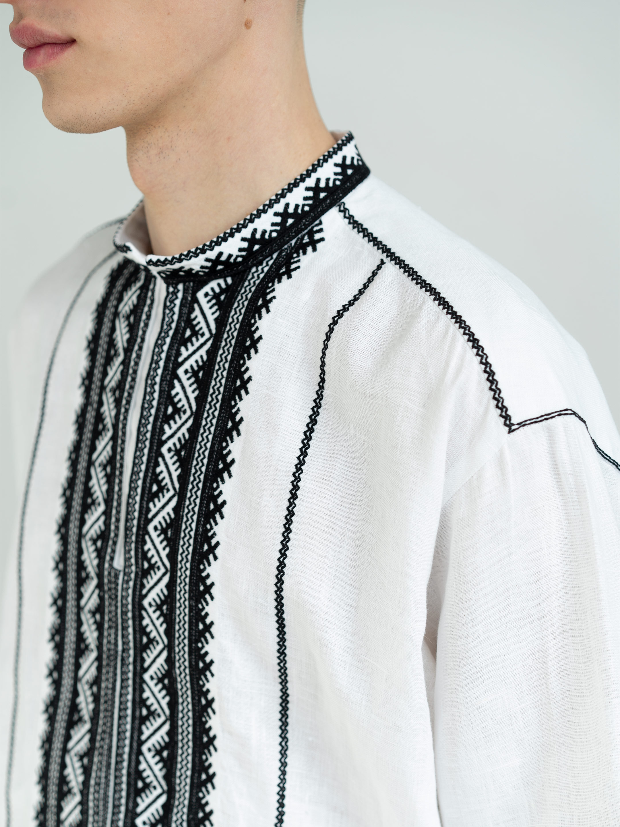 Embroidered shirt Vinnytska fitting