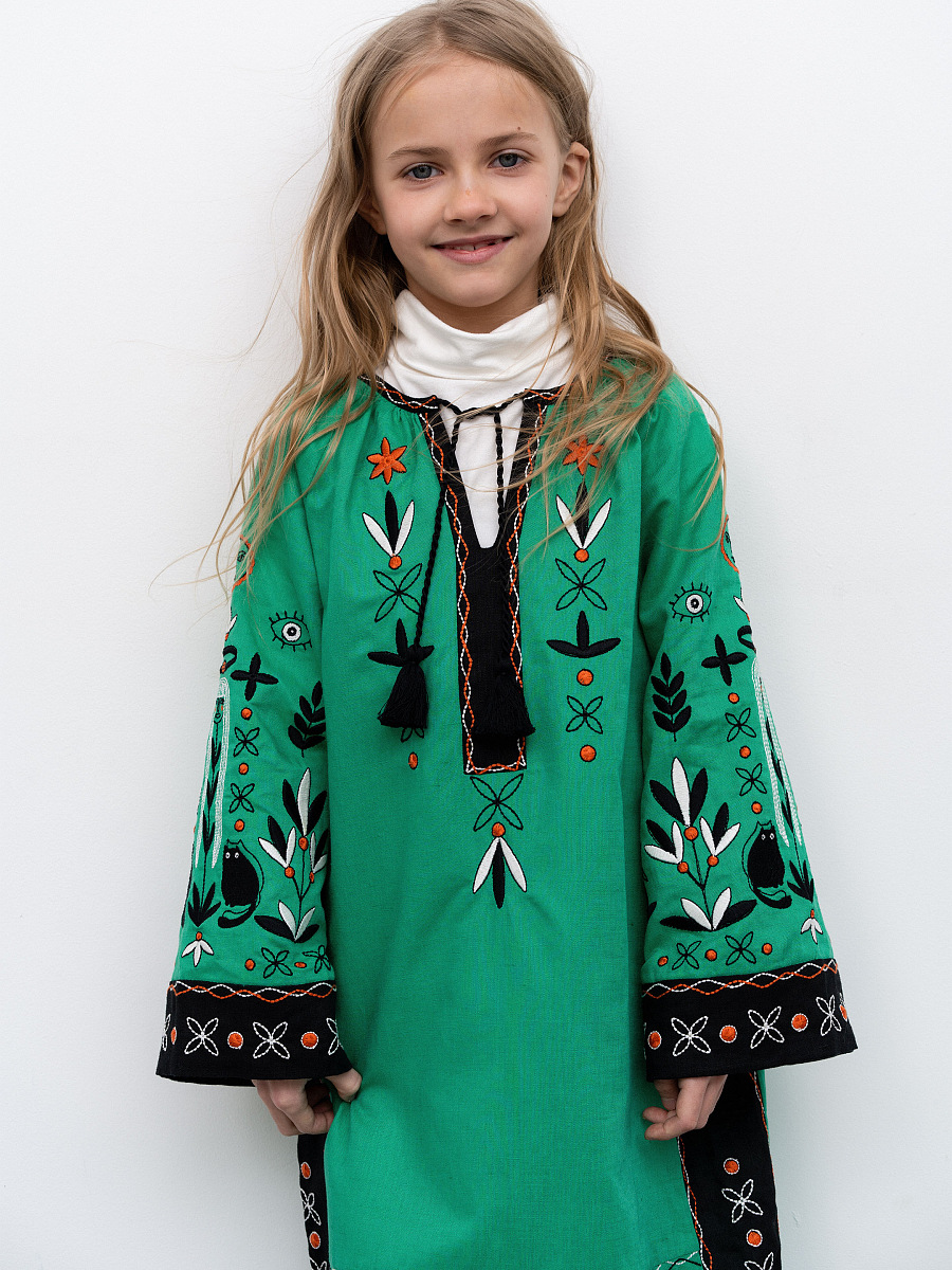 Divchyna Trostynka embroidered children's dress [0]