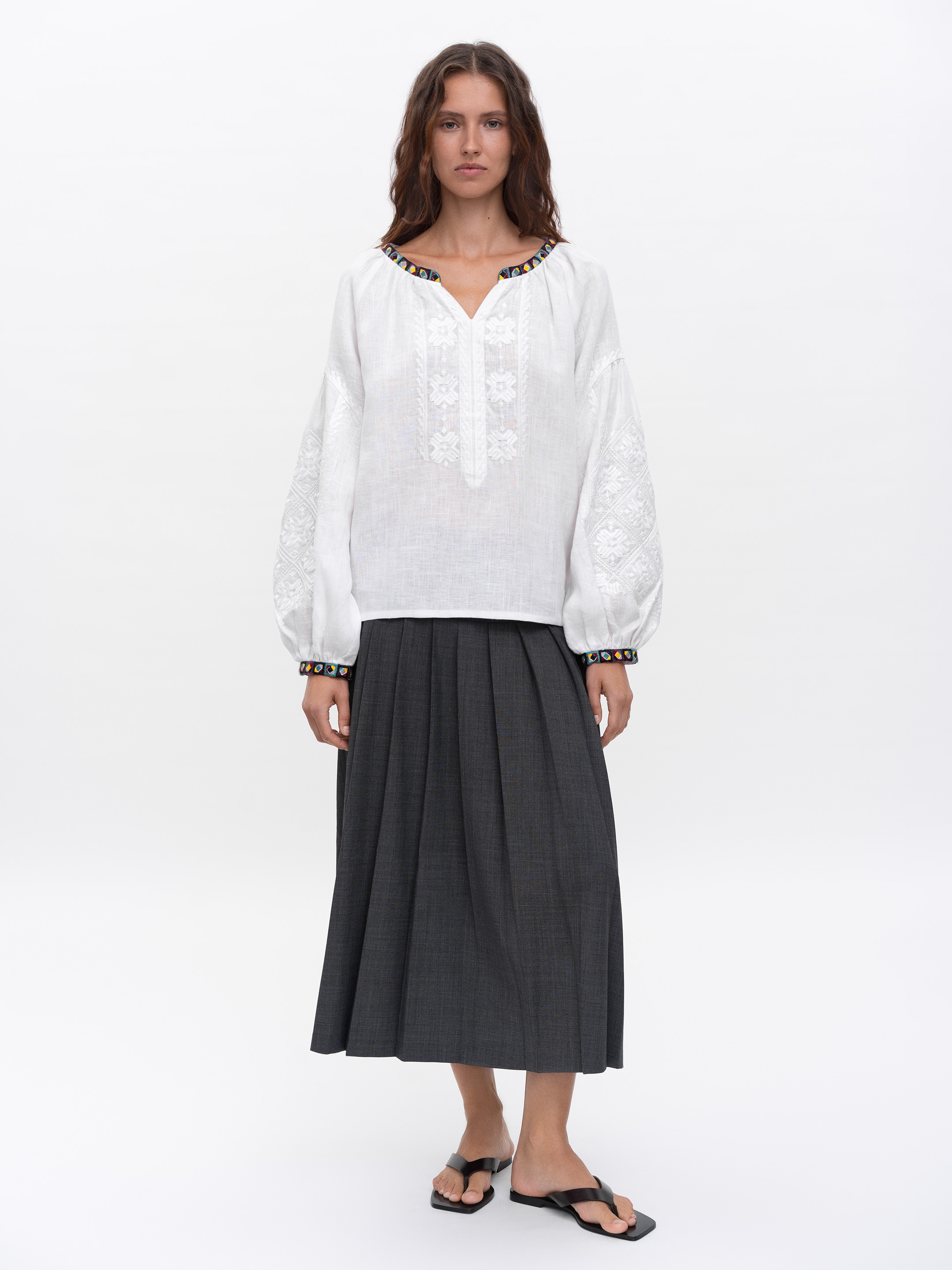 White embroidered shirt Siayvo ціна