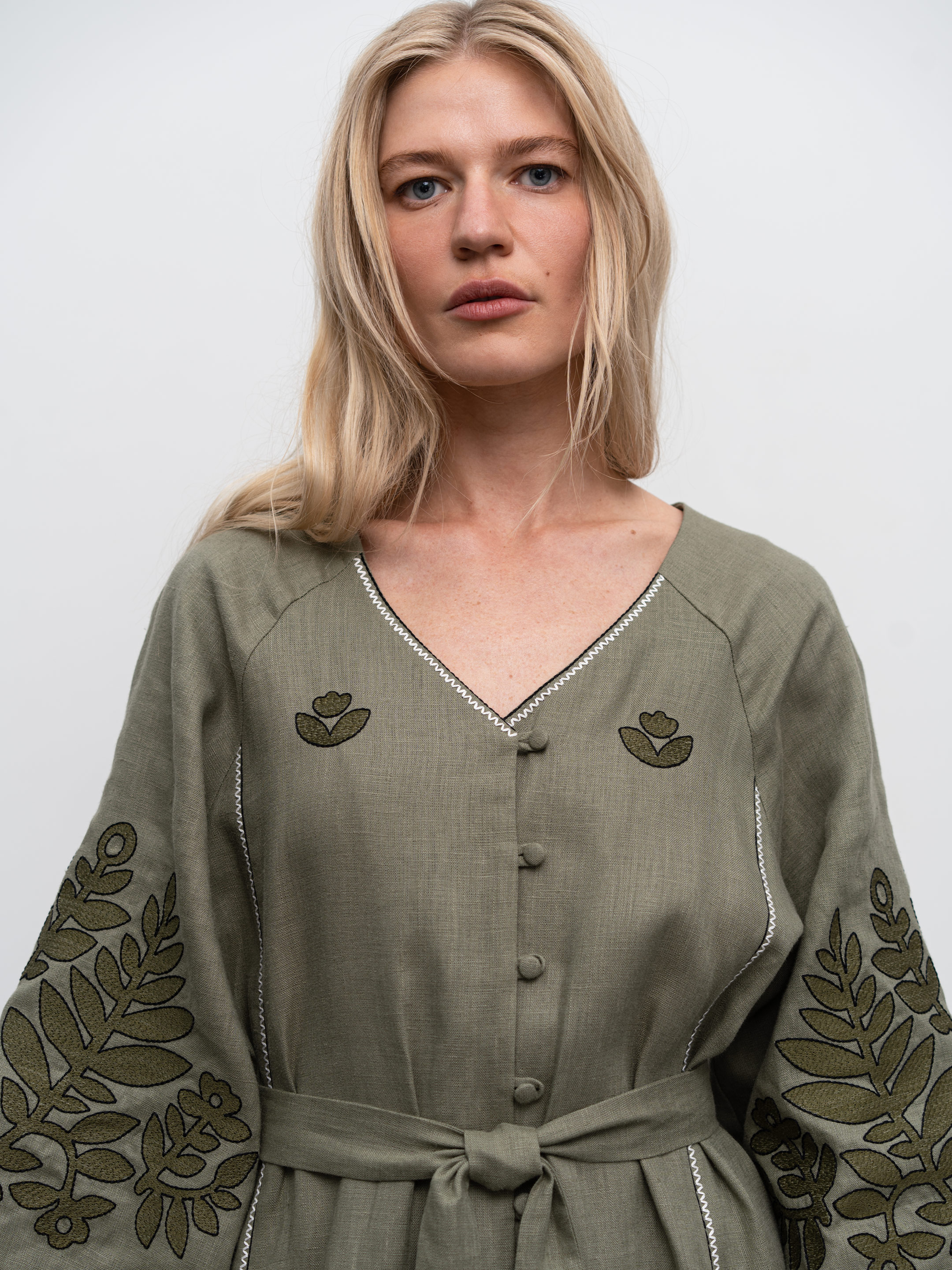 Linen embroidered dress with buttons Smereka cheap