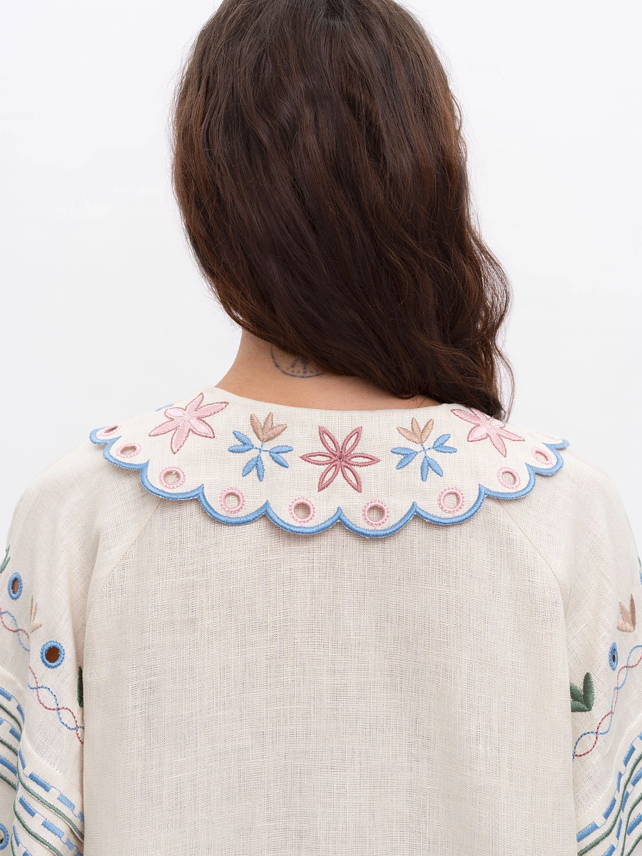 Embroidered jacket made of black linen with a collar Bandura Temna — Creamy