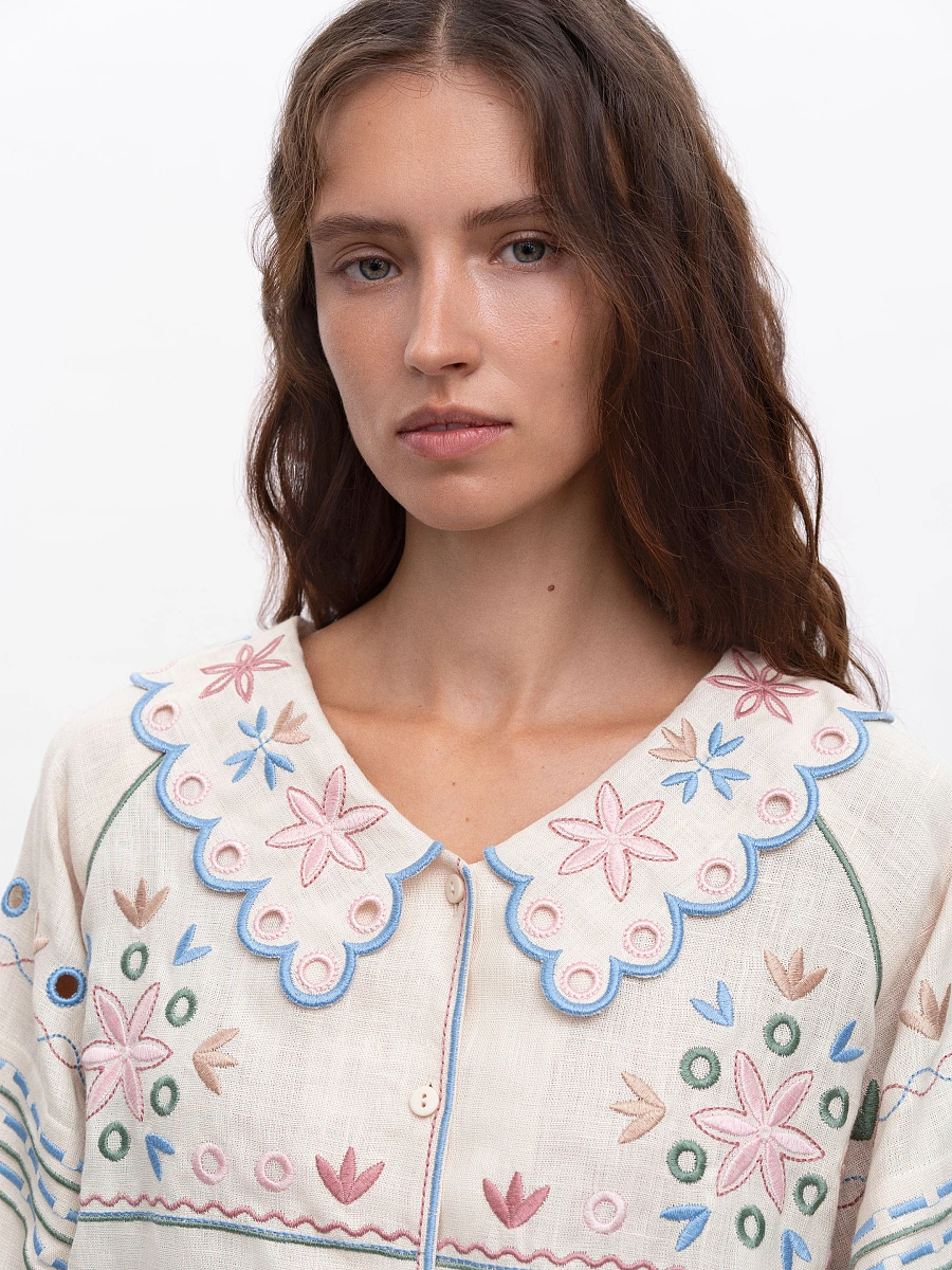 Embroidered jacket made of black linen with a collar Bandura Temna — Creamy