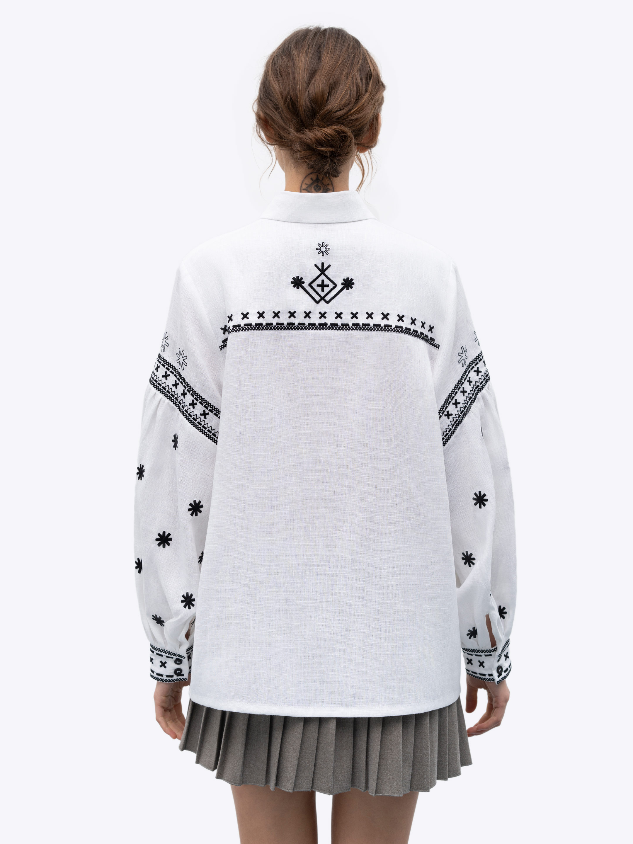 White linen shirt with embroidery Tsvit choose