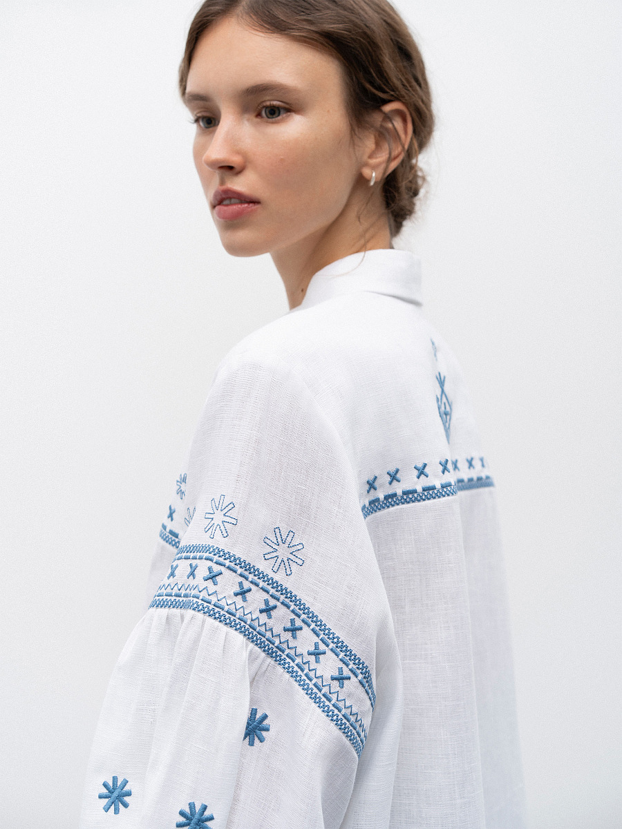 White linen shirt with embroidery Tsvit Syniy [0]