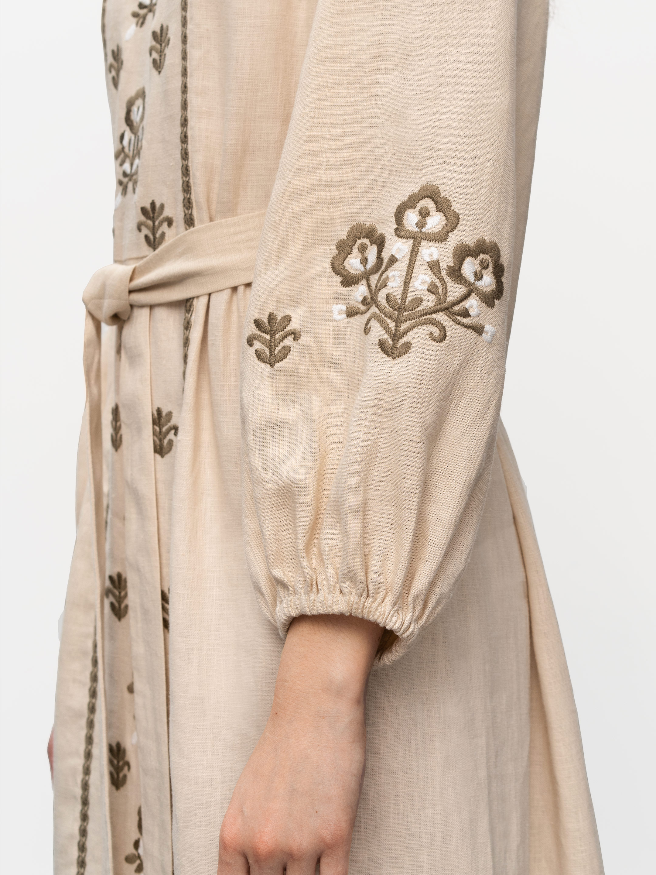 Embroidered linen dress Tranoy in Ukraine