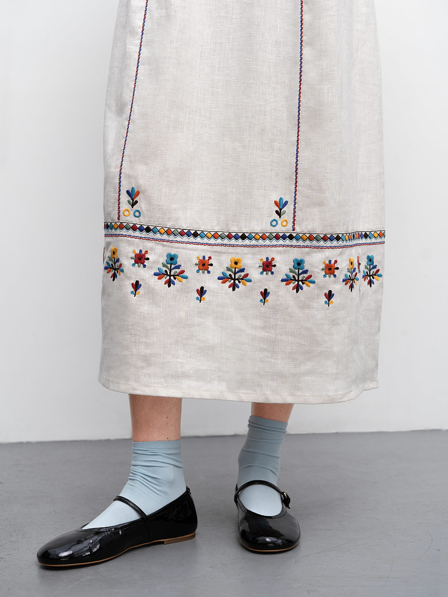 Long embroidered linen dress with yavorivsky ornament Yaryna [0]