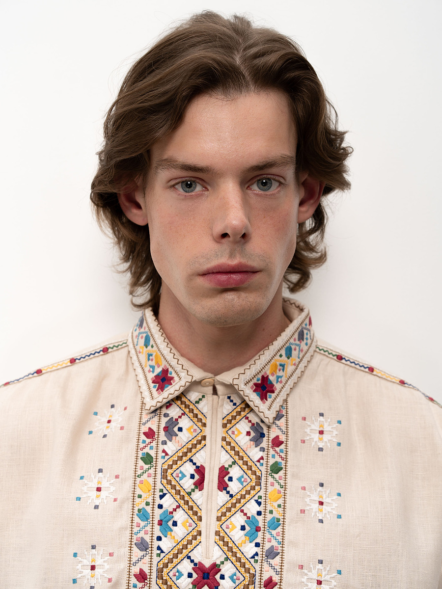 Men's embroidered shirt with collar Veremiy [0]