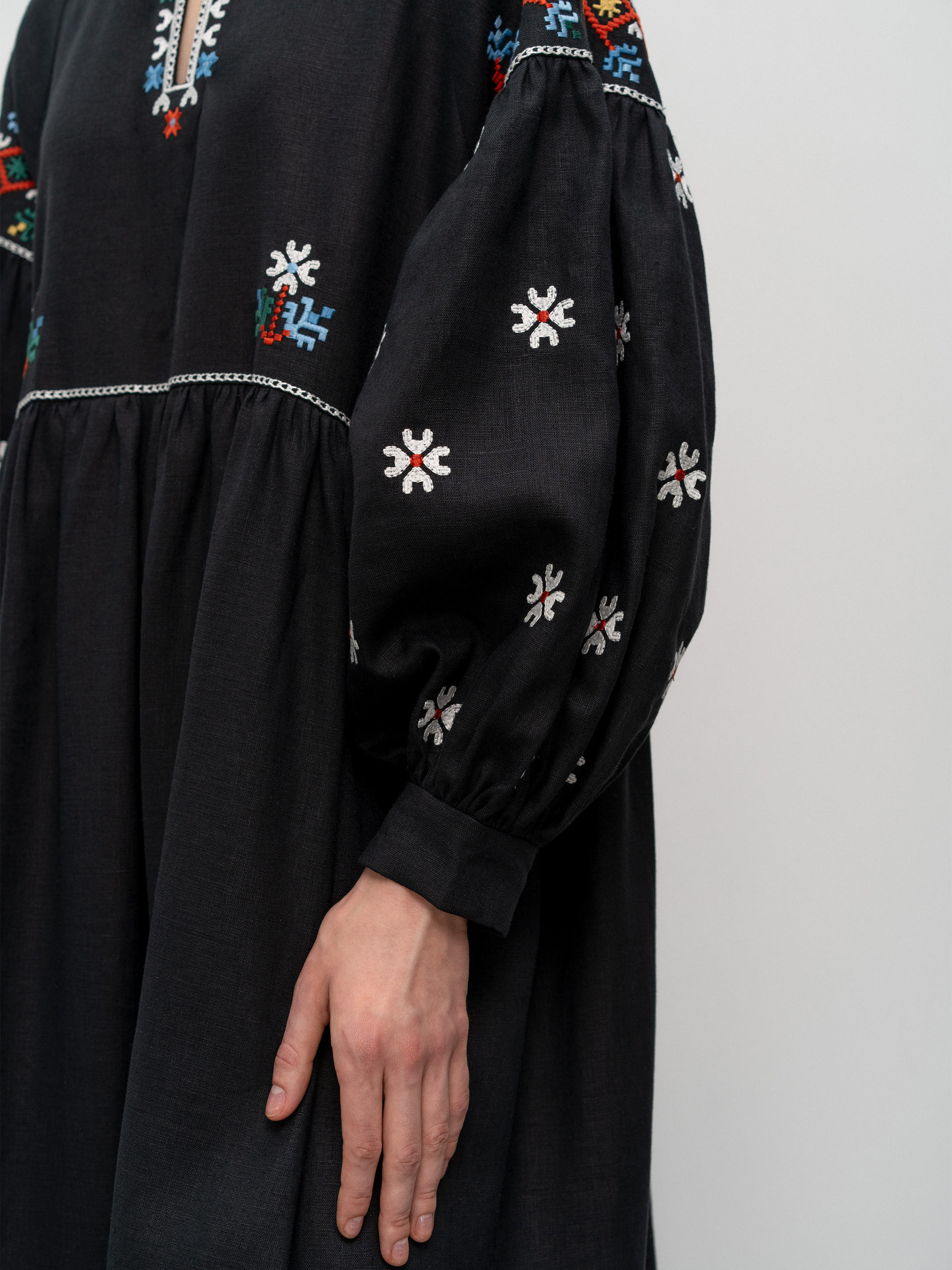 Long embroidered dress of the Podillia region Vinnytska choose