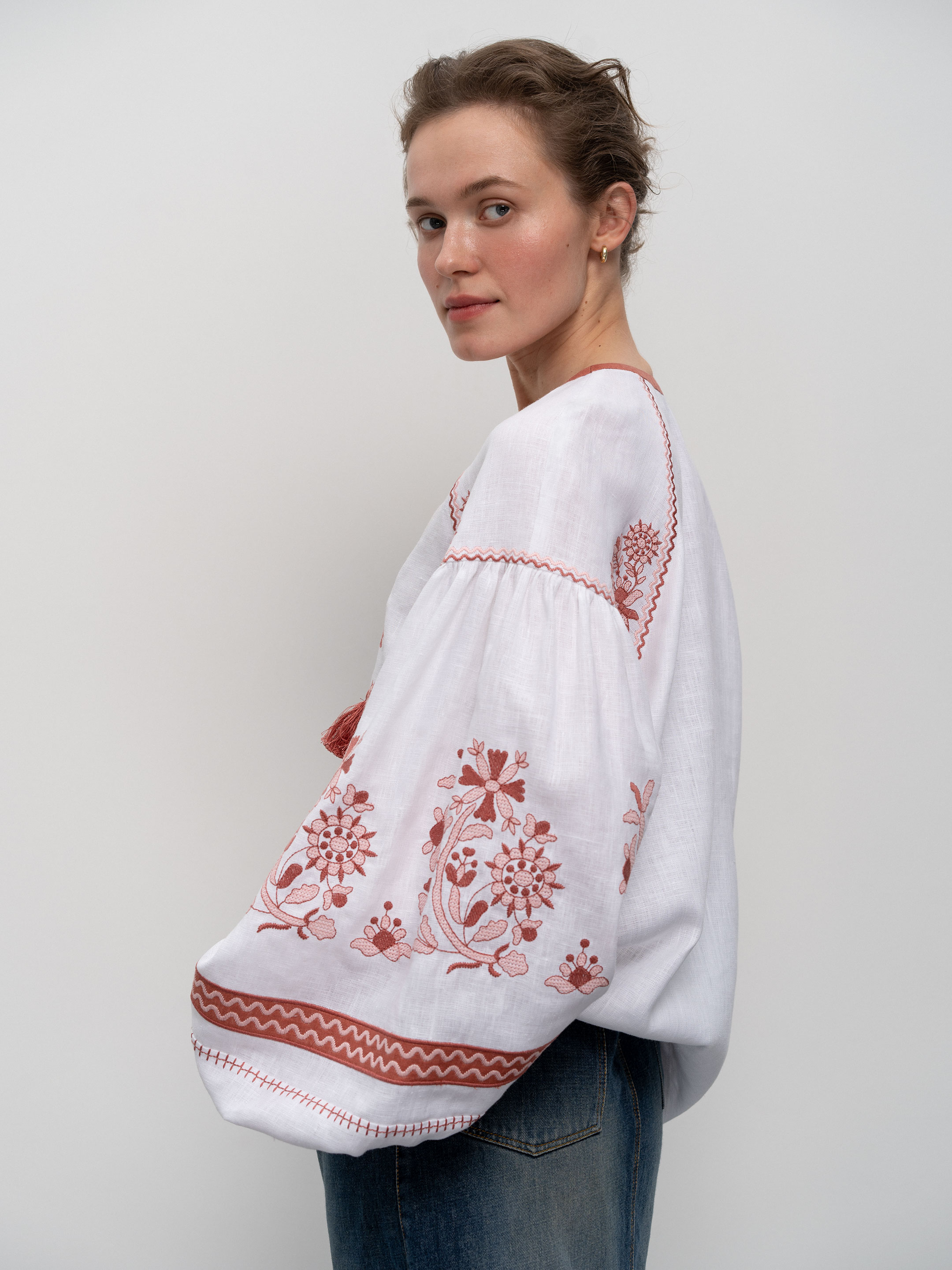 Women's shirt from the Poltava region Opishne in Ukraine