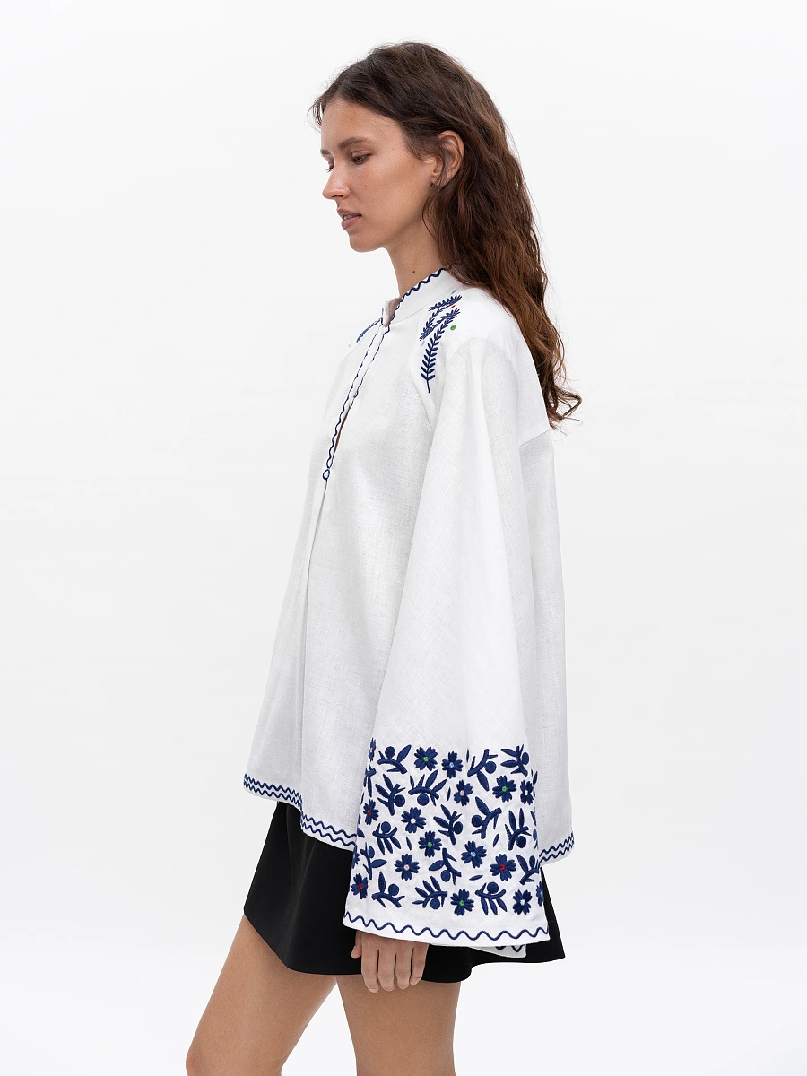 Linen blouse with wide sleeves and matching embroidery Teren Mono — Blue
