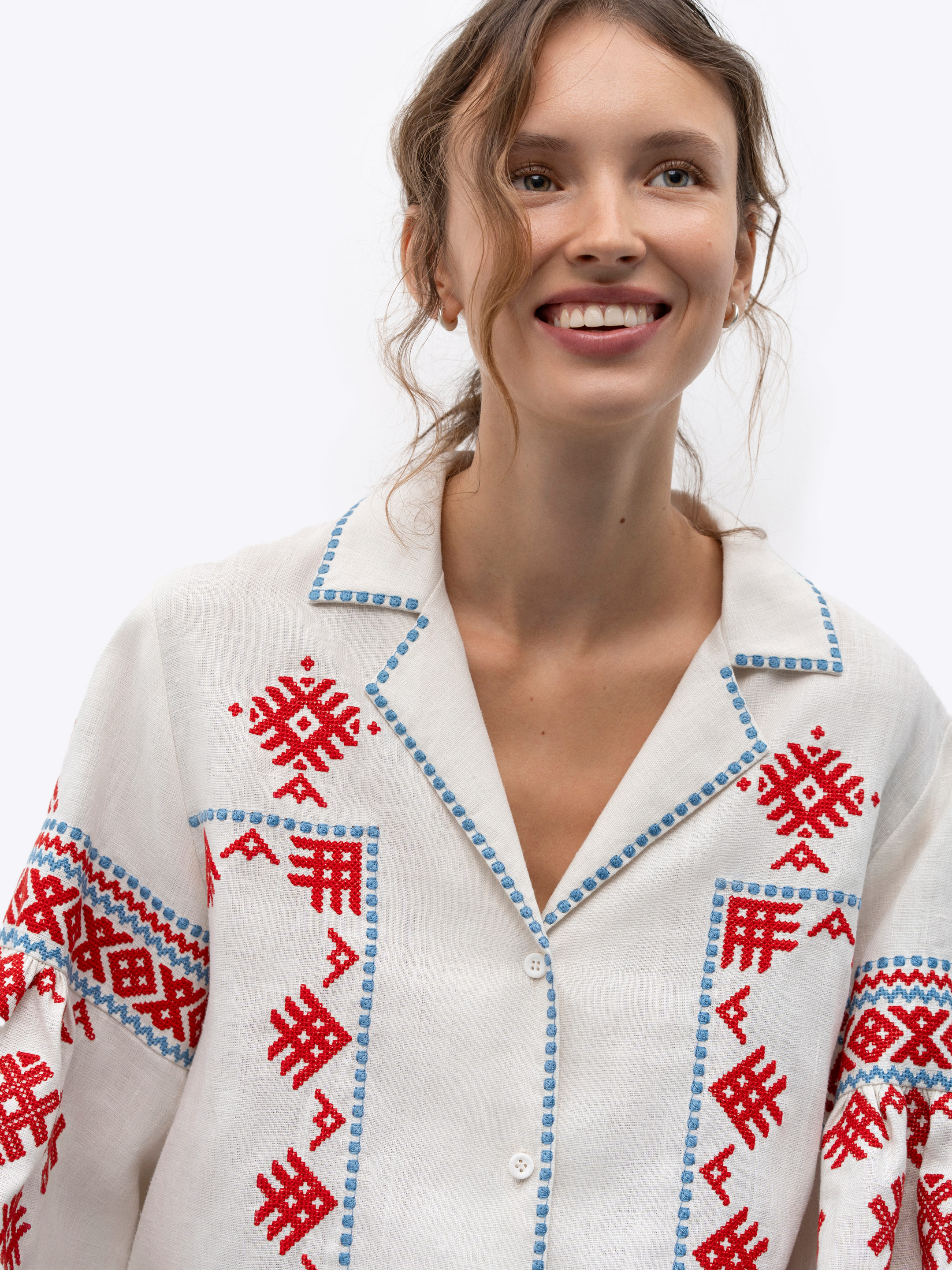Women's vyshyvanka based on Olga Kosach's ornaments Pchilka ціна