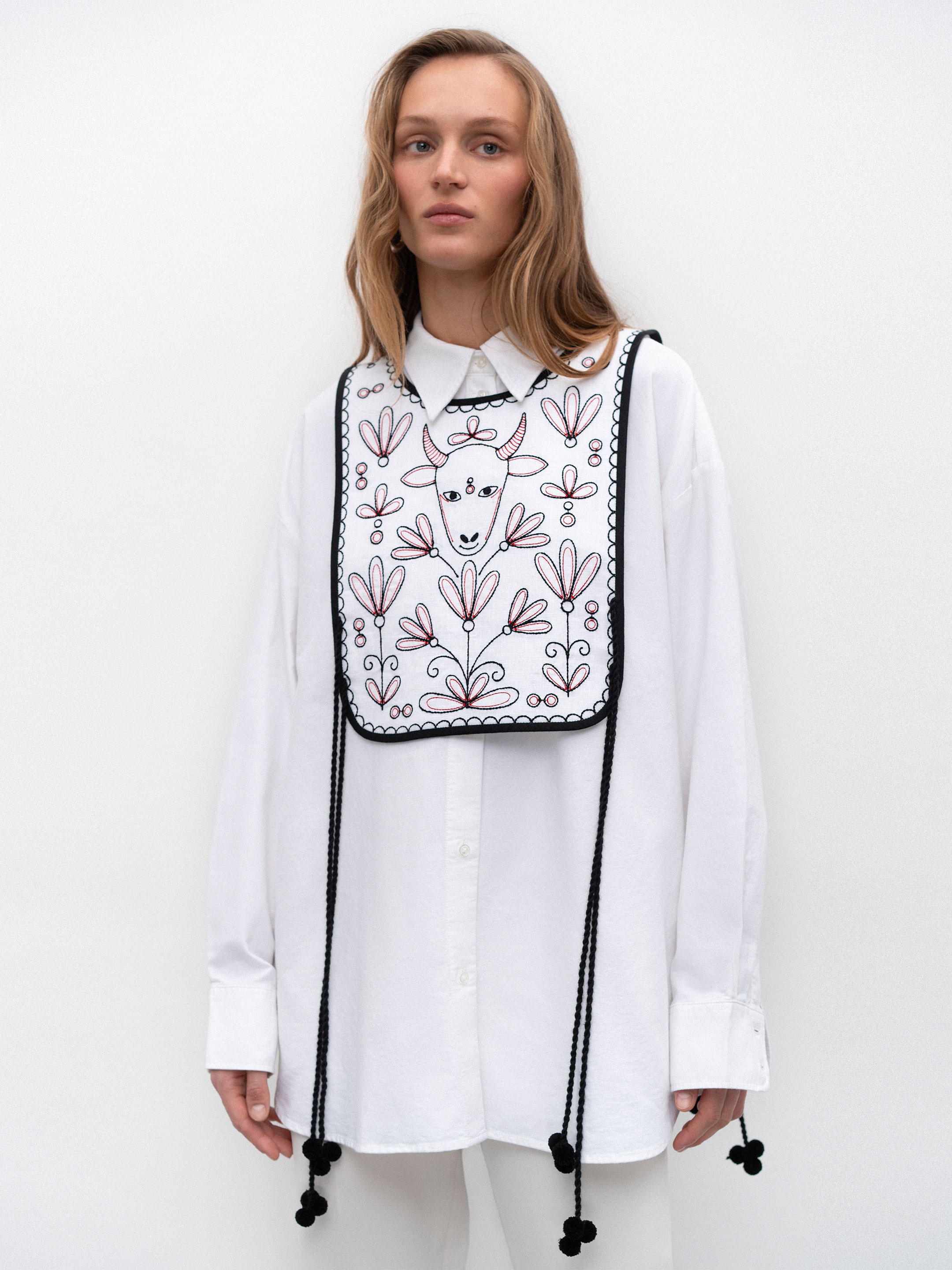 Linen embroidered waistcoat with ties Koza Bila cheap