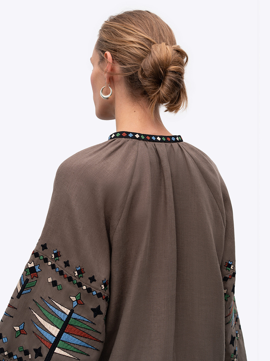 Women's embroidered shirt with geometric embroidery Melanka Temna [0]