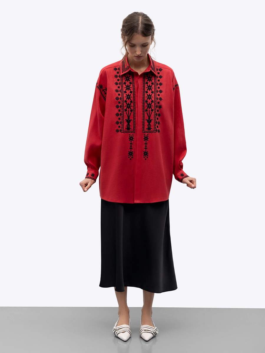 Black linen shirt with an embroidered ornament Nova Khata 1930 — Red