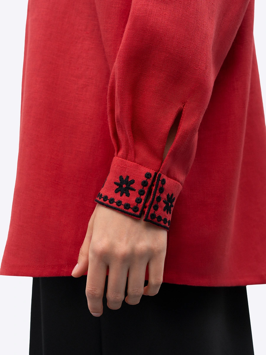 Black linen shirt with an embroidered ornament Nova Khata 1930 — Red