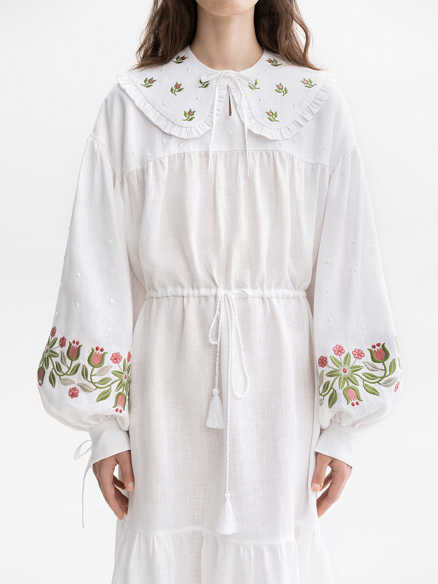 White collar with floral ornament Pelageya [0]
