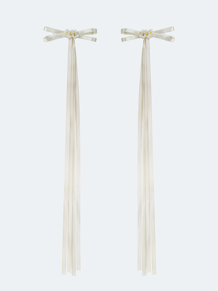 A pair of ribbons-barrettes of peach color "Tsarivna" — Creamy