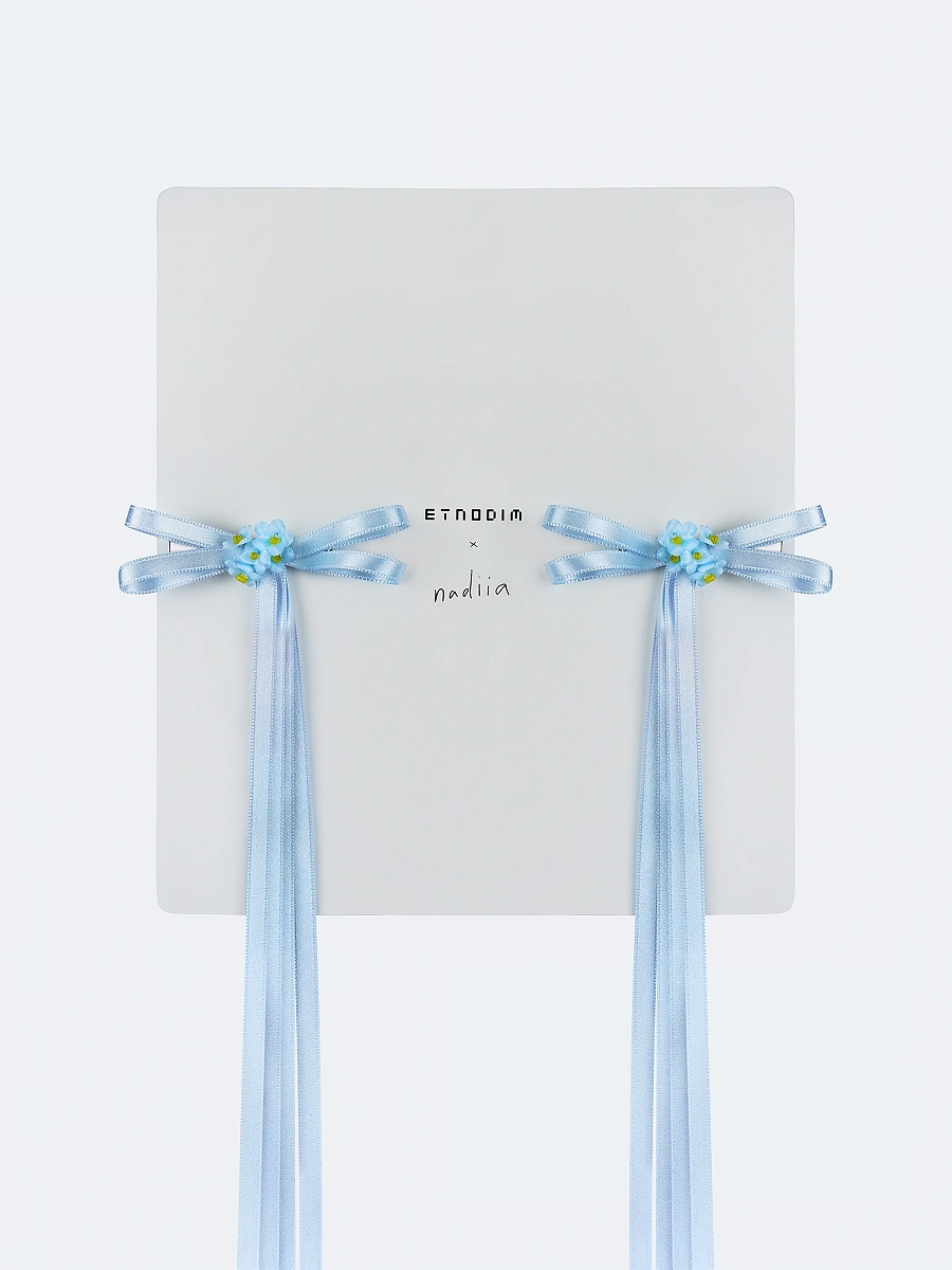 A pair of ribbons-barrettes of peach color "Tsarivna" — Blue