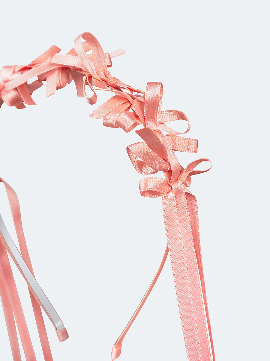 Light summer wreath made of peach-colored satin thread "Lebidka" [0]