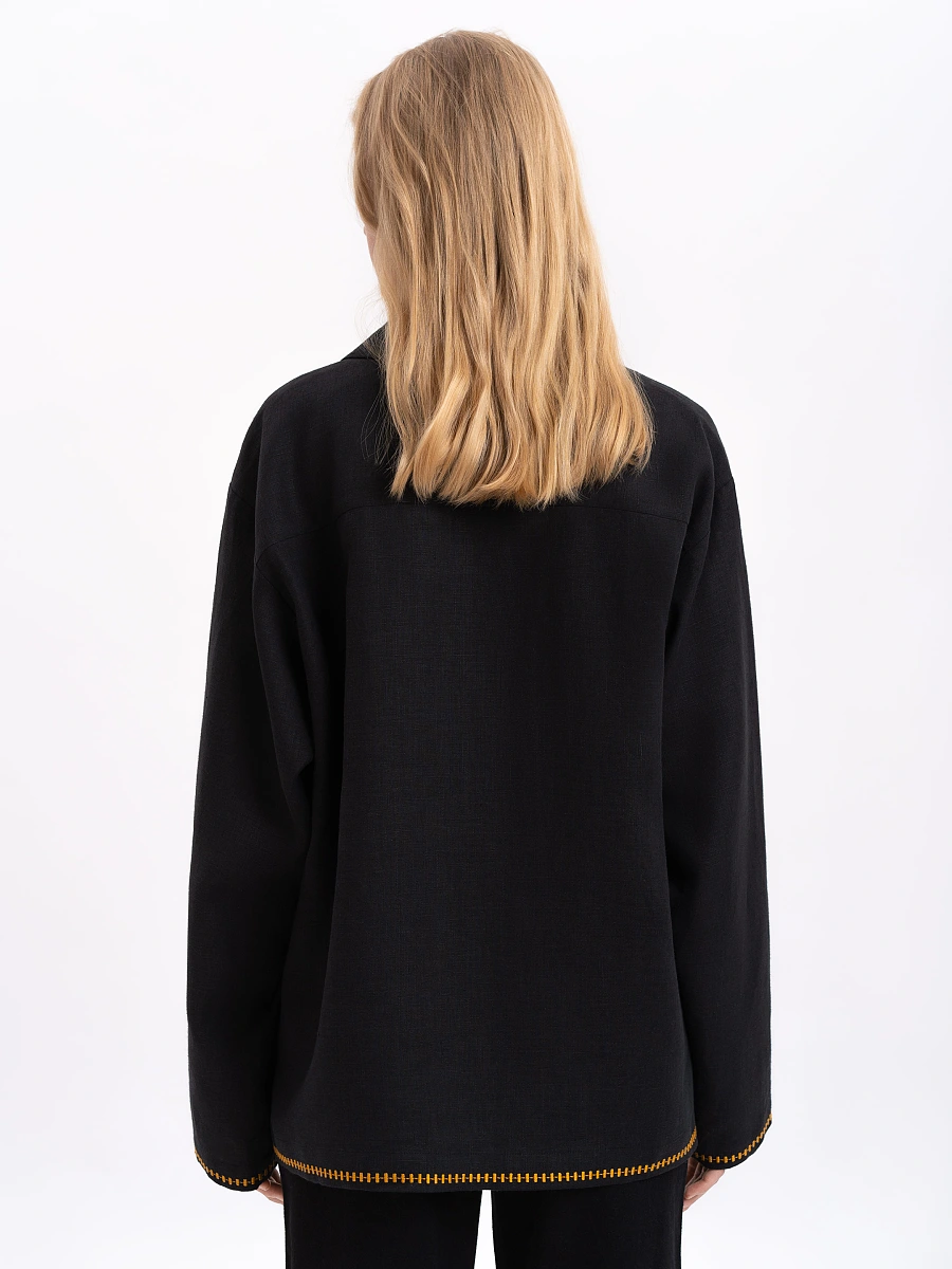Light shirt with colored embroidery "Hlid" — Black
