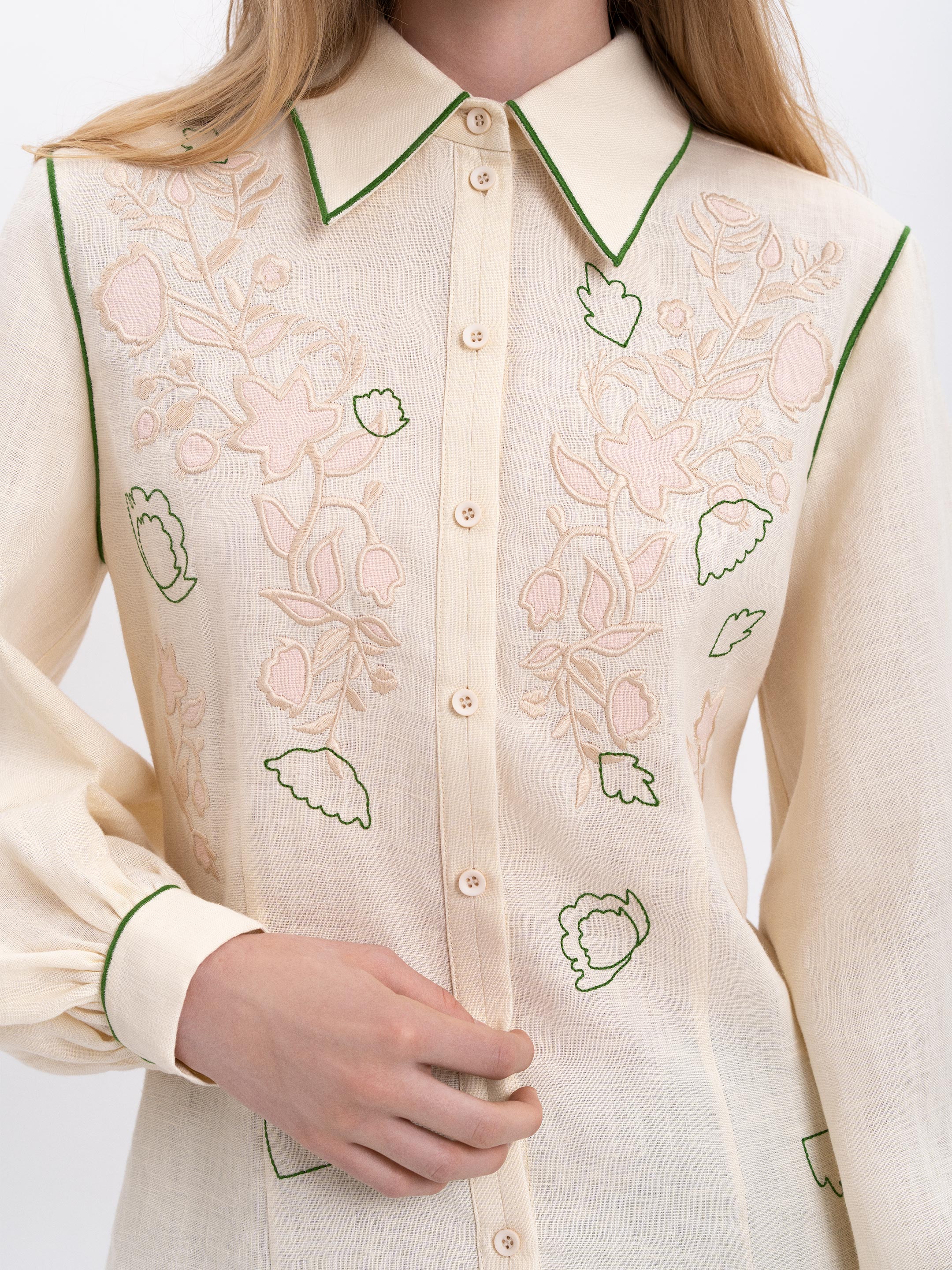 Linen embroidered shirt of milk color "Cranberry" ціна