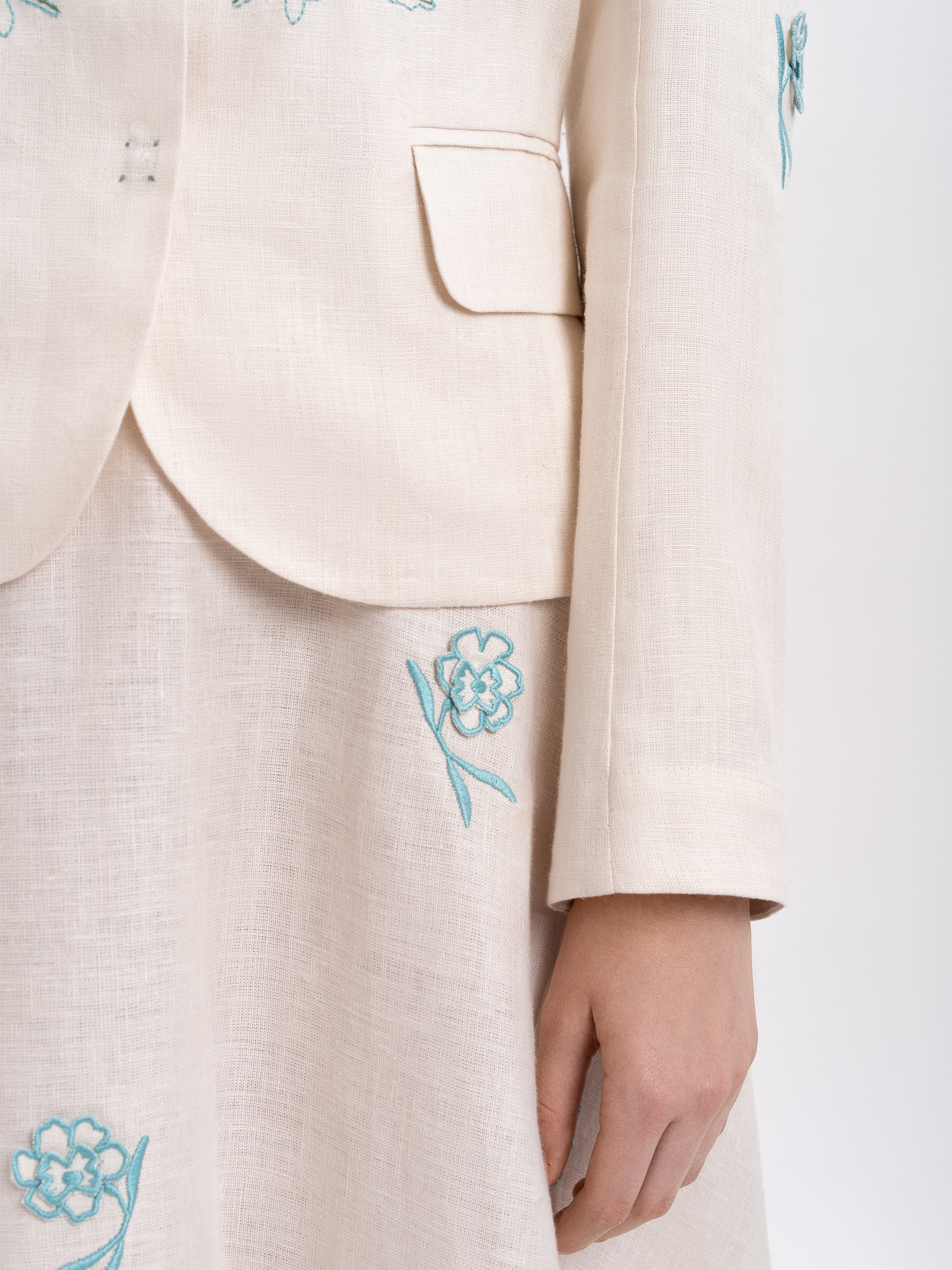 Linen embroidered jacket of milk color «Adoxa» ціна