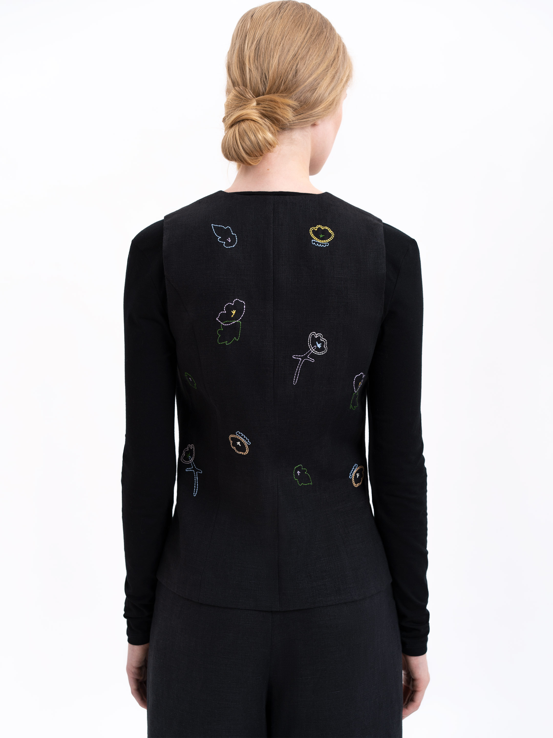 Black linen embroidered vest "Agrus" in Ukraine