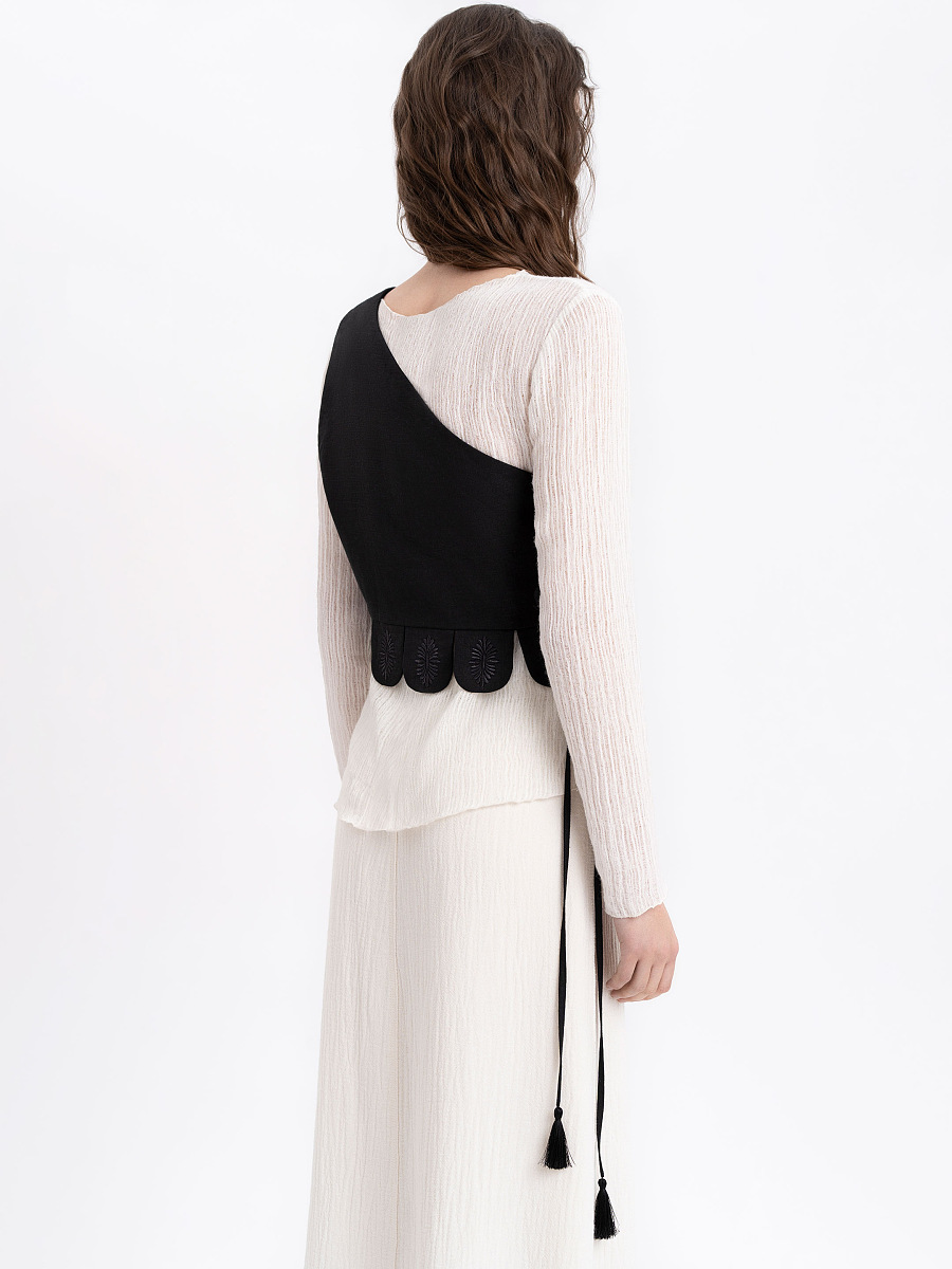 Asymmetric vest with black embroidery in tone "Osiayna" [0]