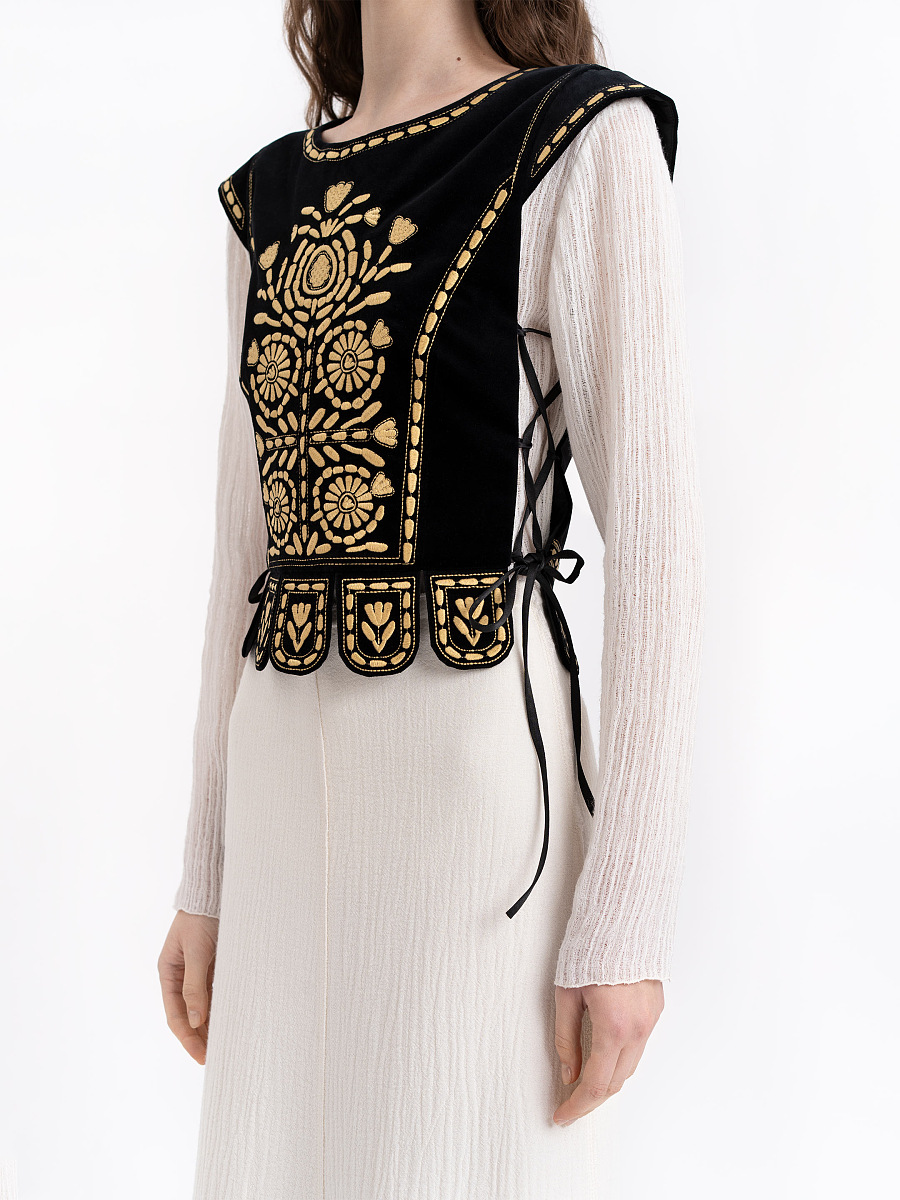 Embroidered vest in black "Oksamyt" [0]