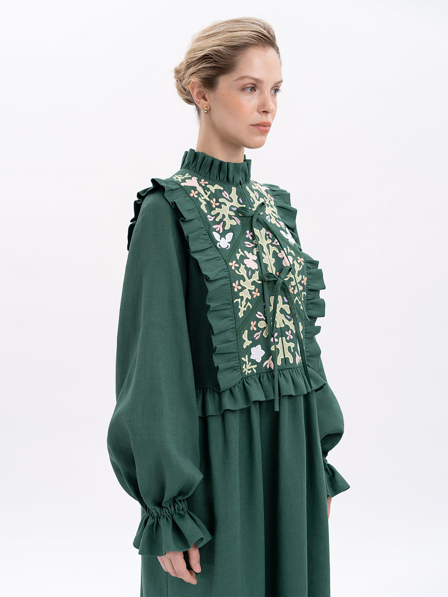 Long green dress "Lastivka" [0]