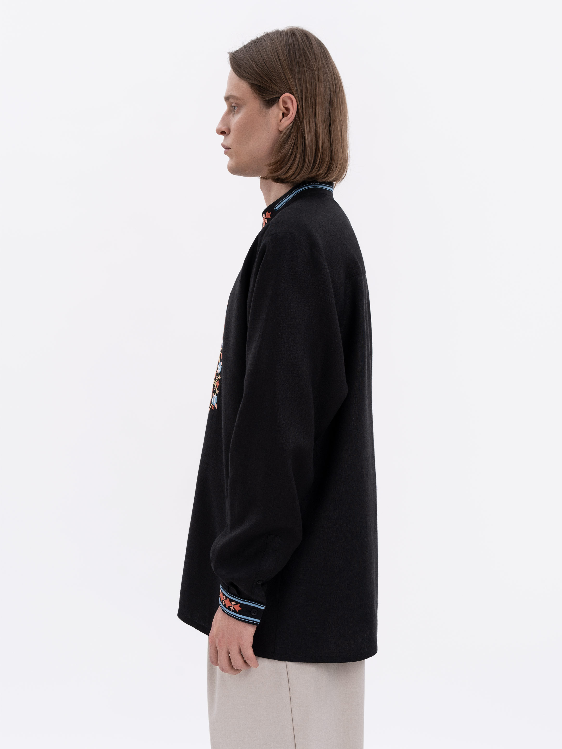 Men's black shirt with colorful embroidery "Bytynskyi" ціна