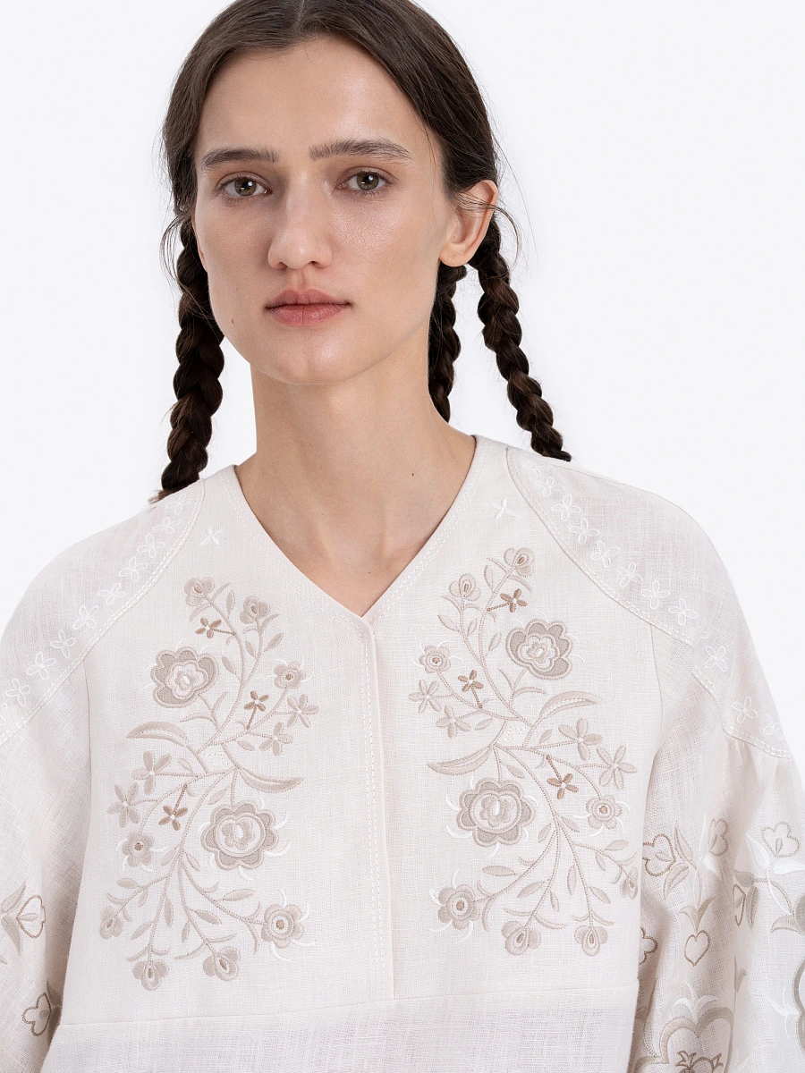 Linen blouse "Ornek" in Soft Green — Creamy