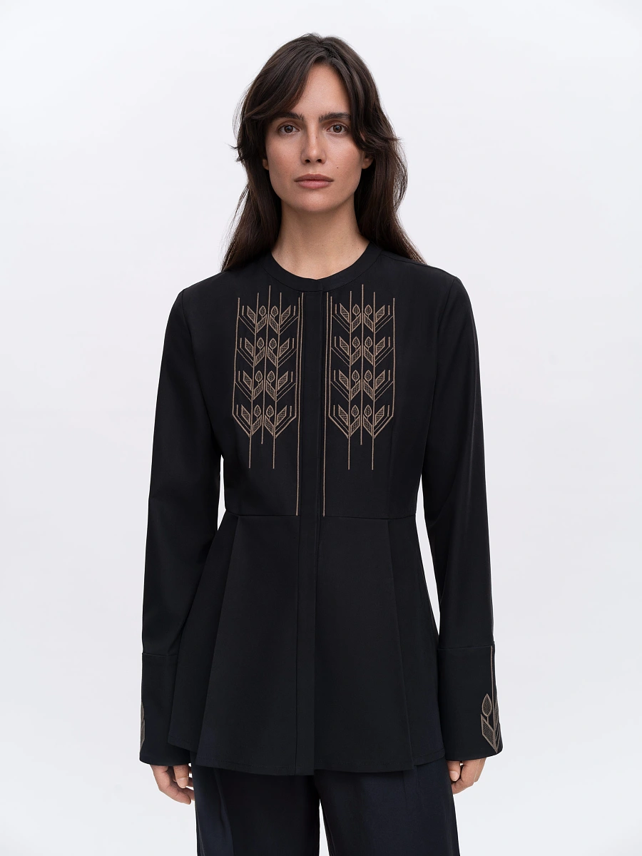 Light Embroidered Shirt "Nyva svitla" — Black