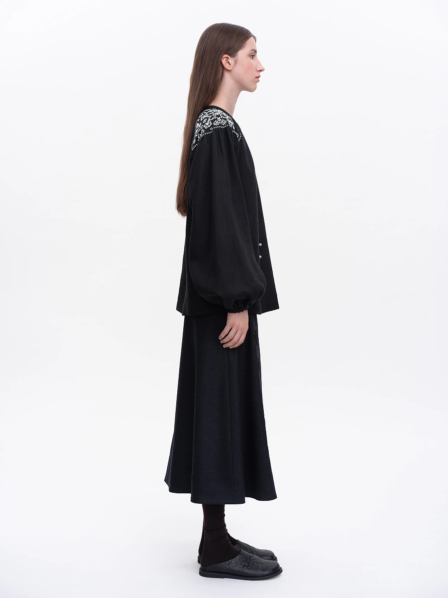 Embroidered shirt "Izola" white — Black