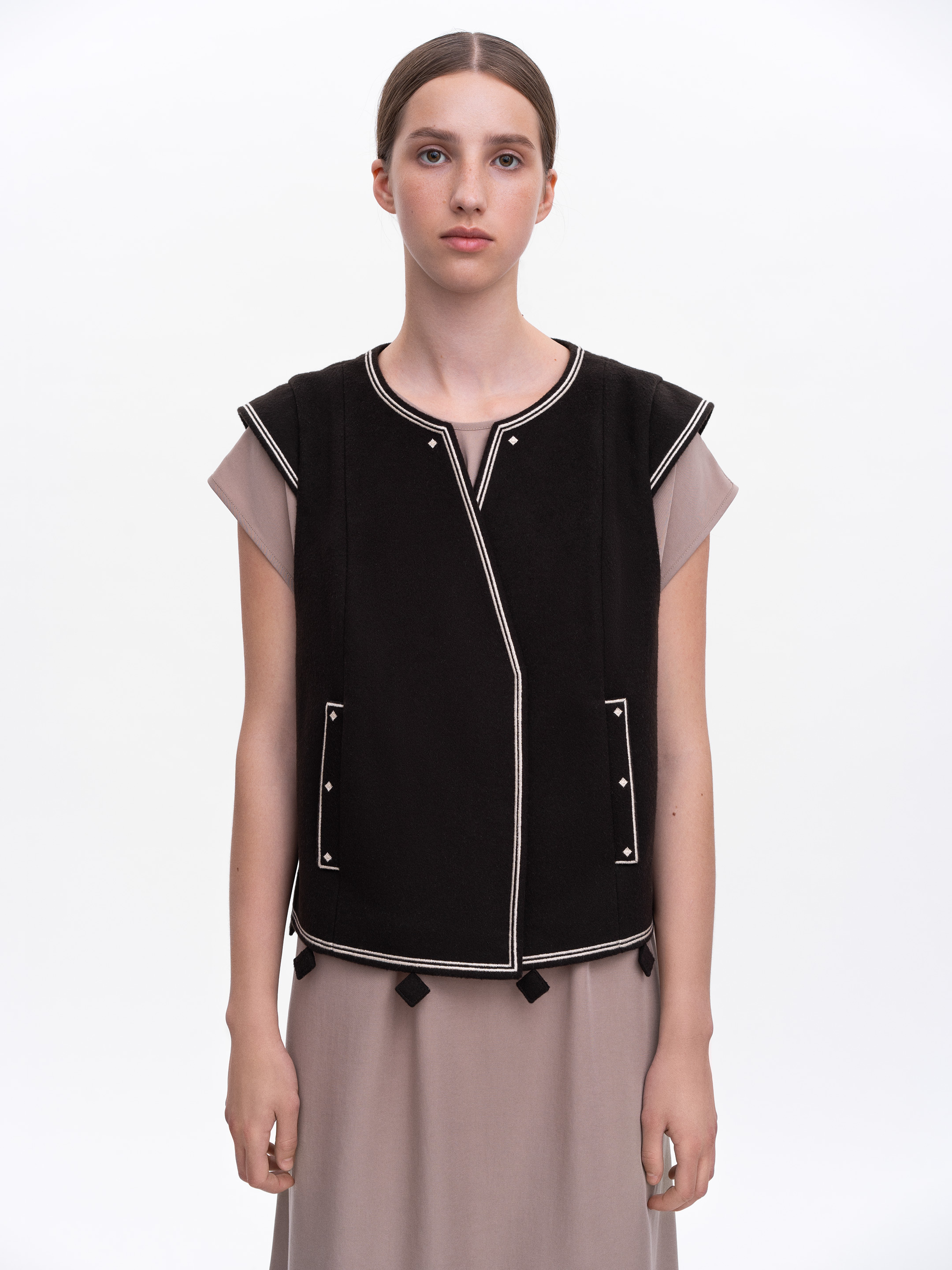 Dark brown embroidered vest "Kibchyk" Buy