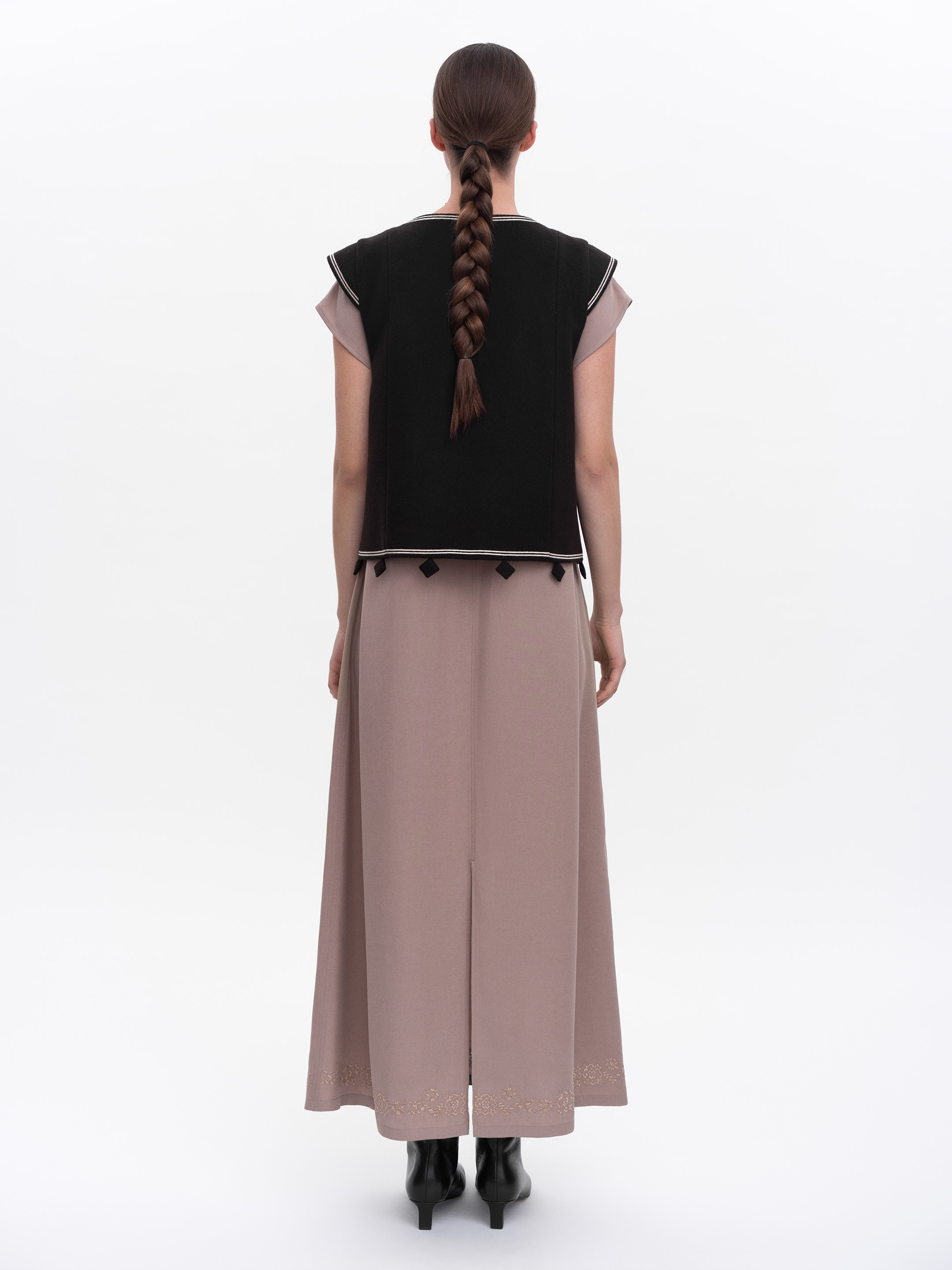 Dark brown embroidered vest "Kibchyk" ціна
